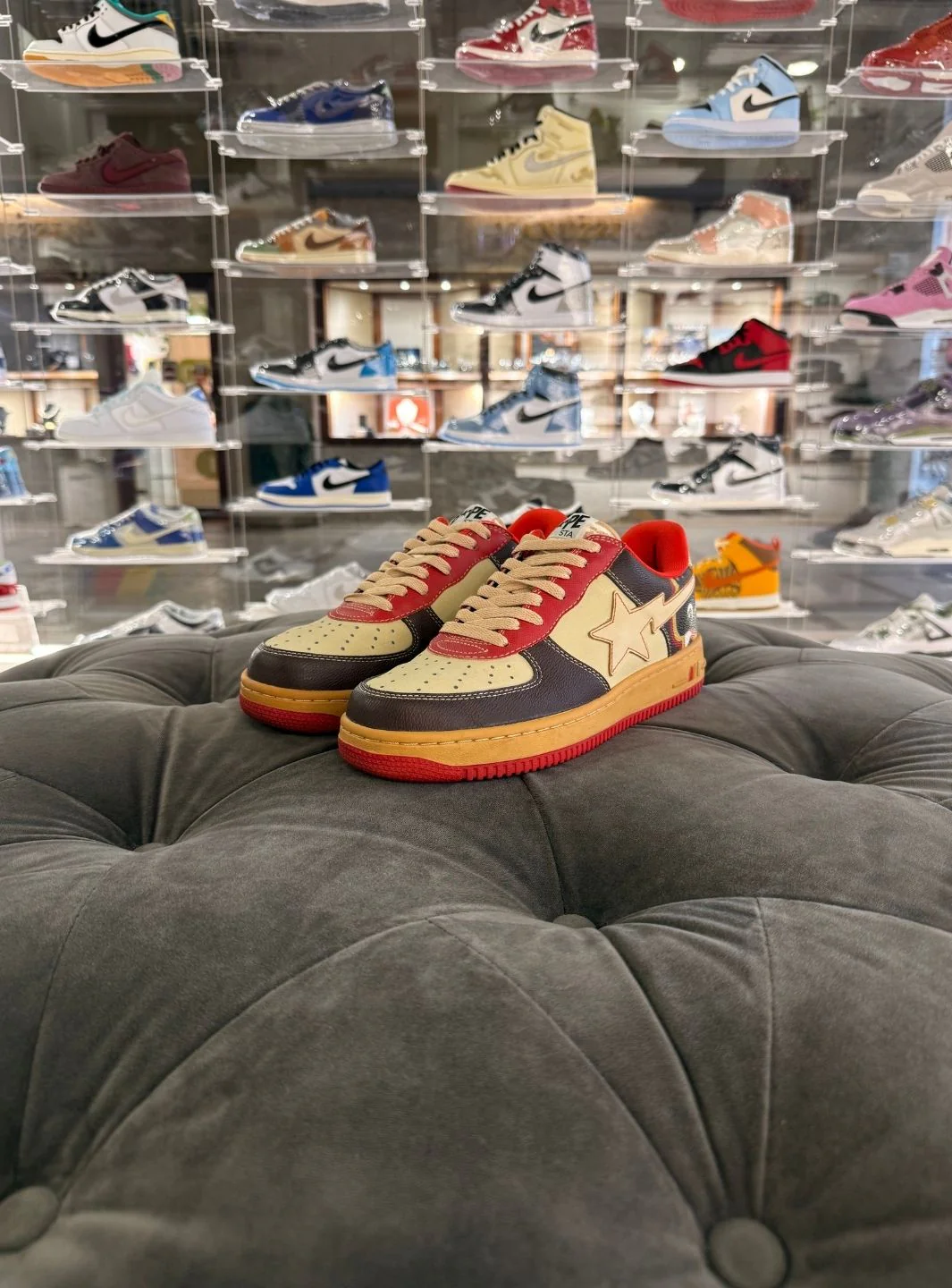 A Bathing Ape Bape Sta Low Kanye West College Dropout - Usato 9/10 - Image 3