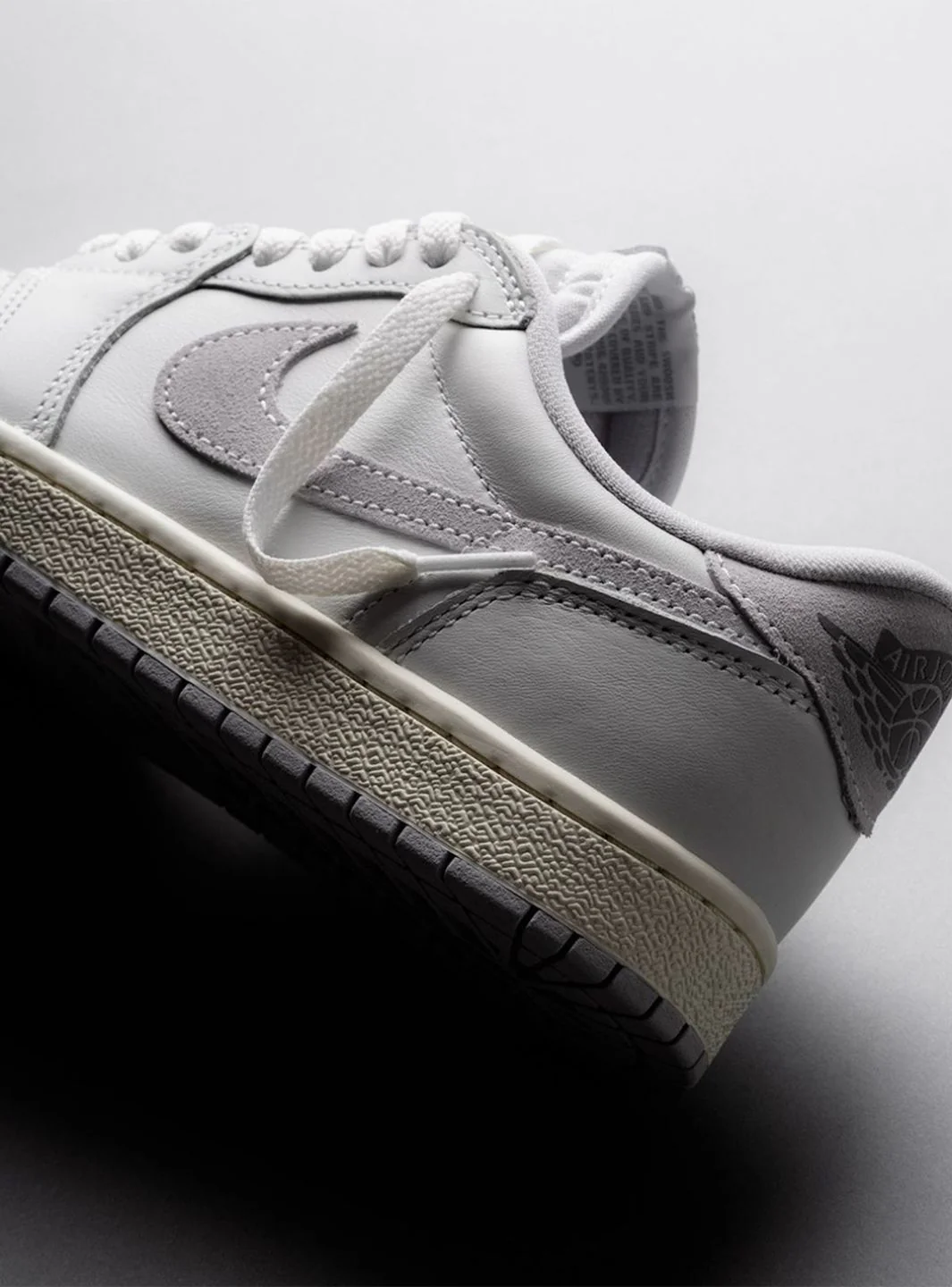 Air Jordan 1 Retro Low '85 Neutral Grey - Image 12