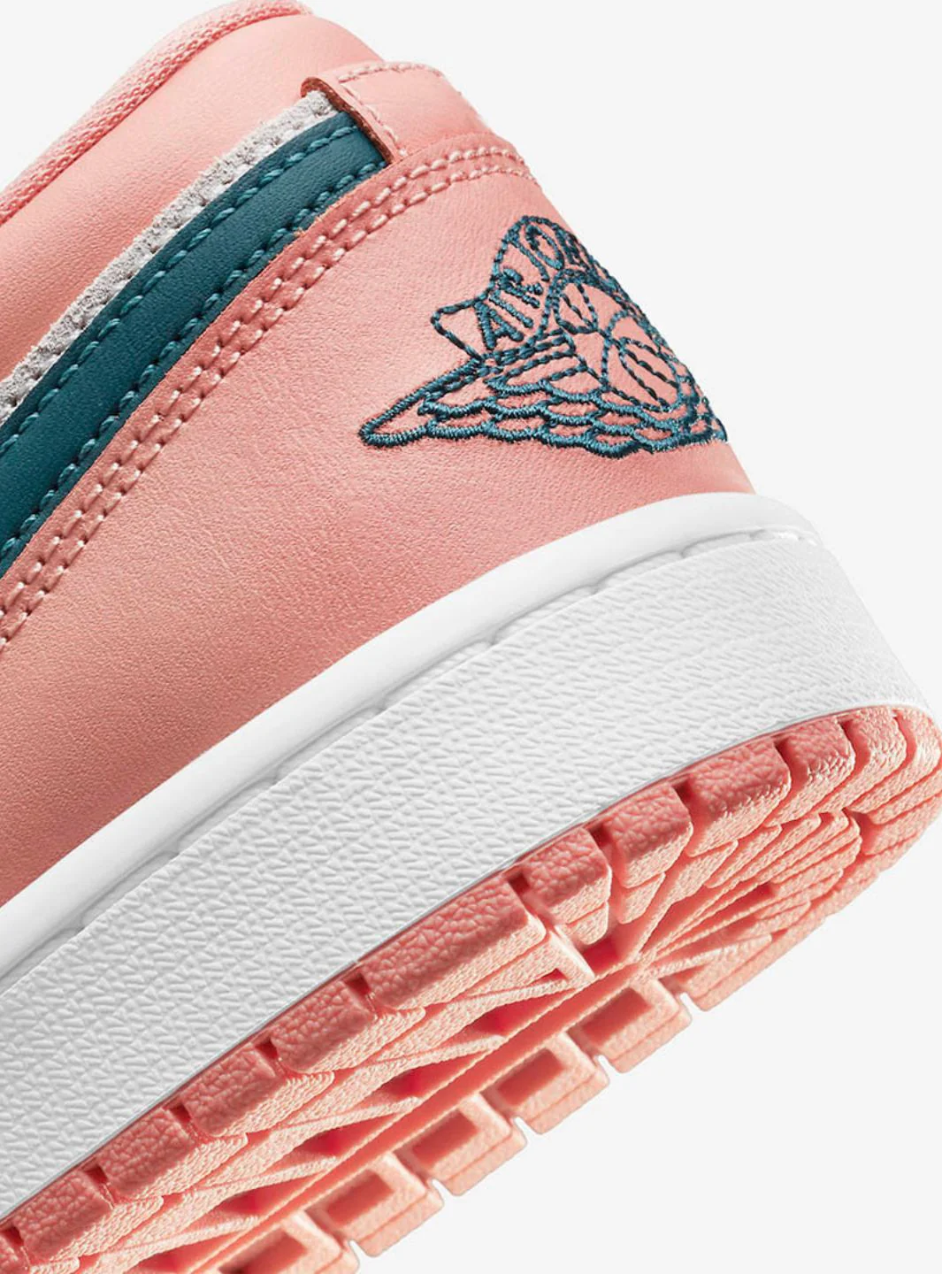 Air Jordan 1 Low Light Madder Root - Image 5