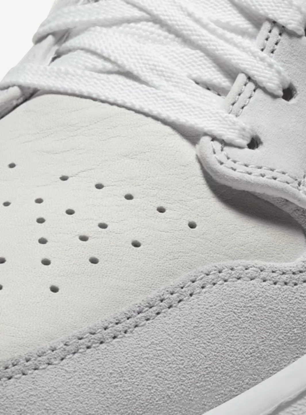 Air Jordan 1 Low Paris - Image 3