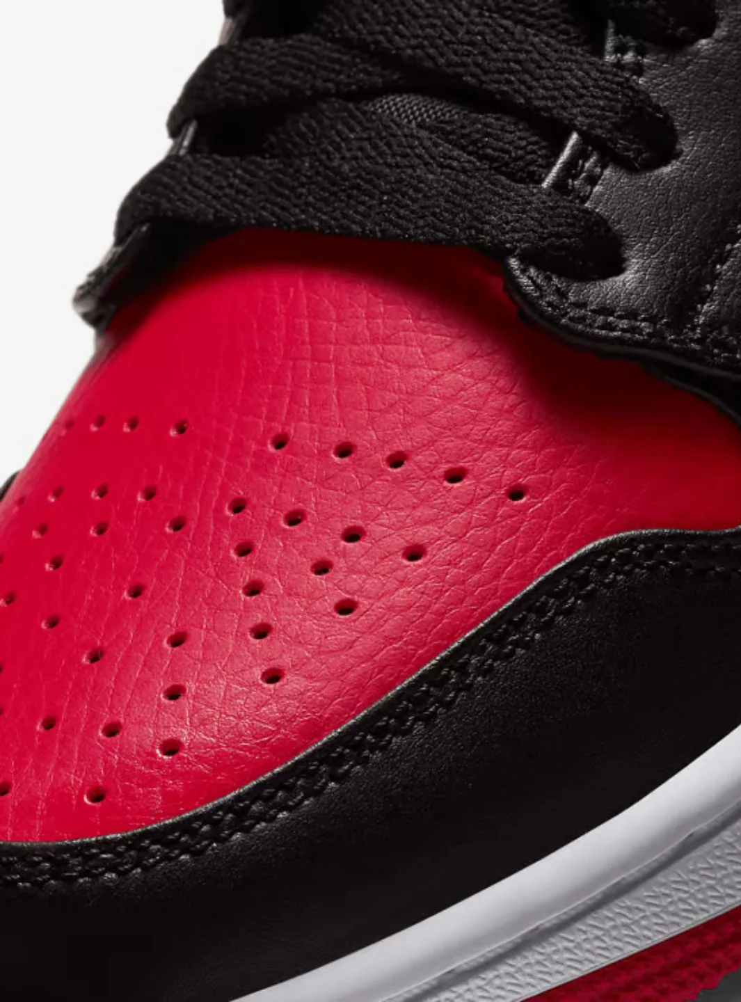 Air Jordan 1 Mid Banned (2020) - Image 3