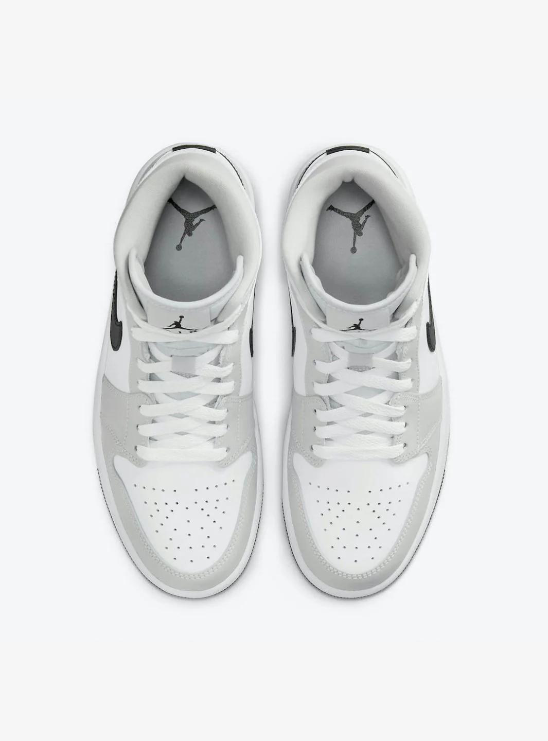 Air Jordan 1 Mid Light Smoke Grey - Image 4