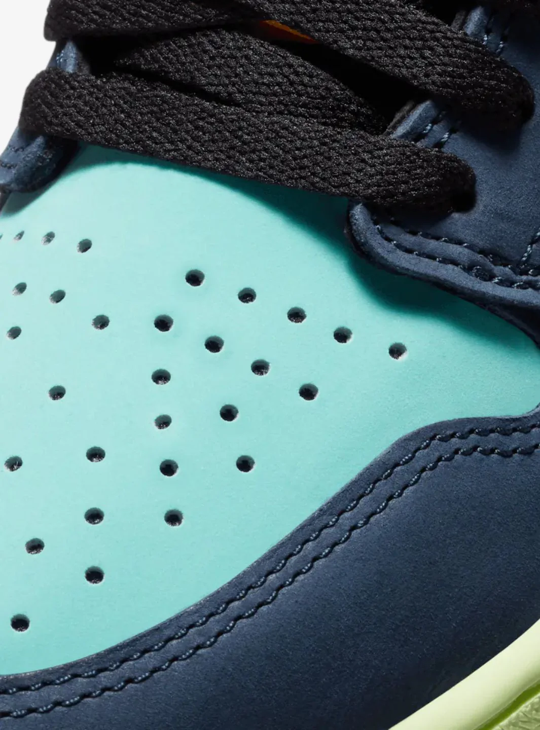 Air Jordan 1 Retro High Tokyo Bio Hack - Image 4