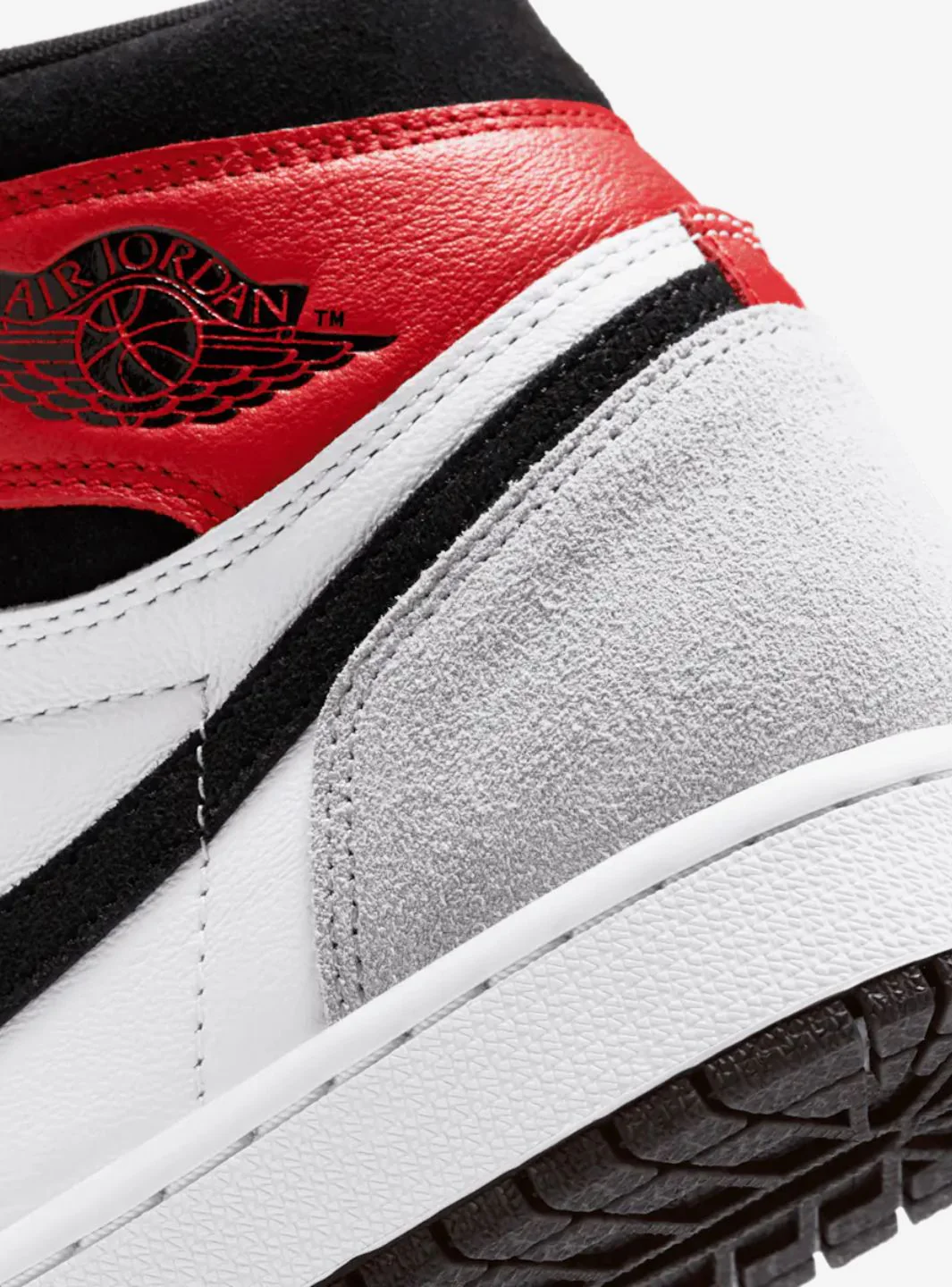 Air Jordan 1 Retro High Light Smoke Grey - Image 4