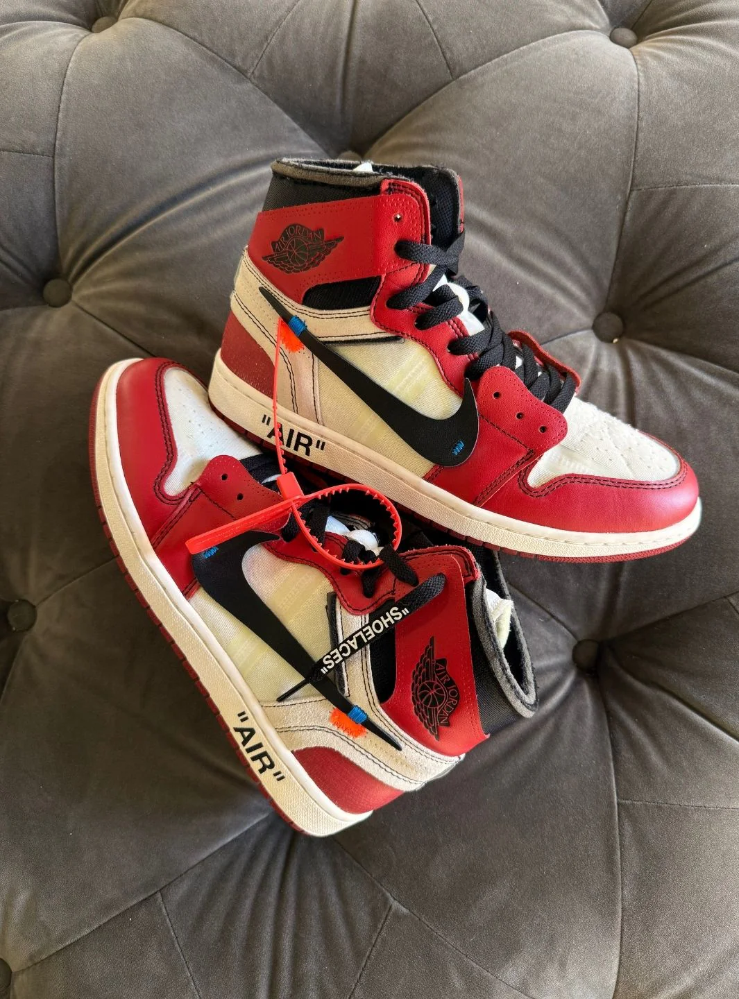 Air Jordan 1 Retro High Off-White Chicago - Usato 9.5/10 - Image 2