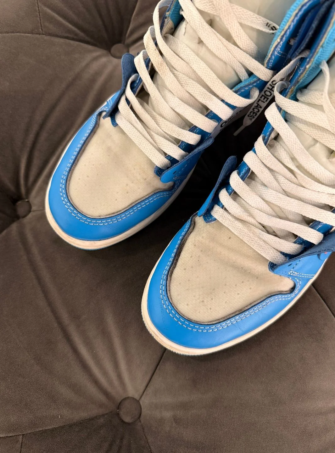 Air Jordan 1 Retro High Off-White University Blue - Usato 8.5/10 - Image 10