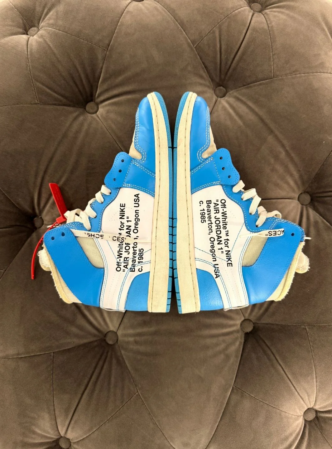 Air Jordan 1 Retro High Off-White University Blue - Usato 8.5/10 - Image 5
