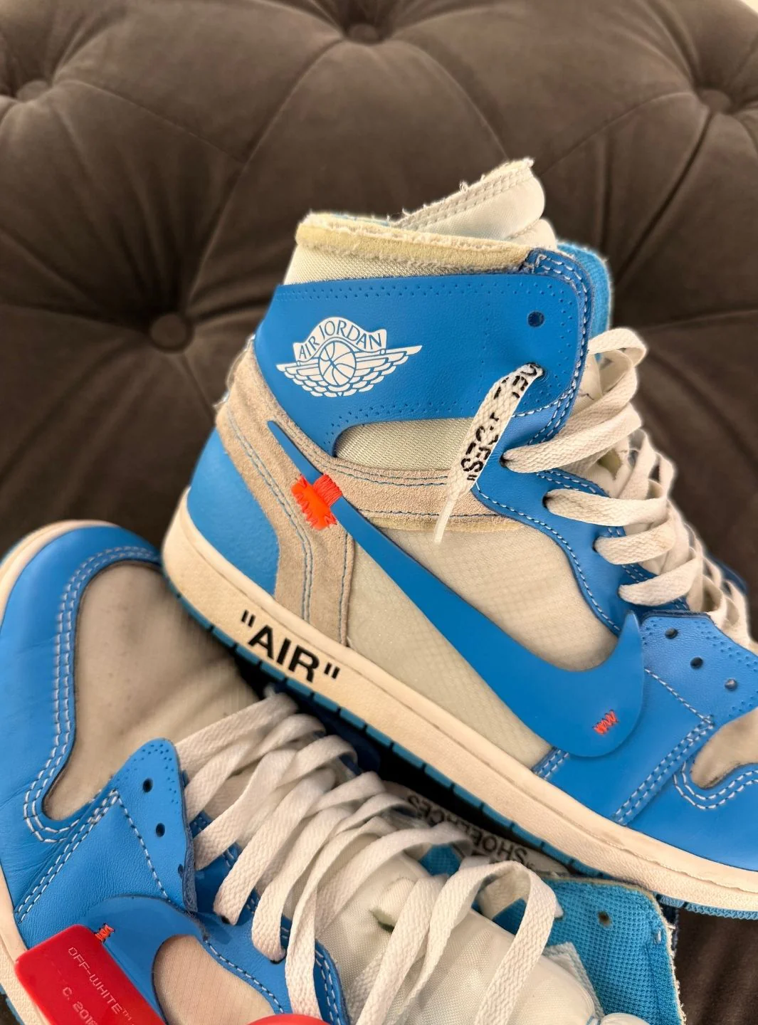 Air Jordan 1 Retro High Off-White University Blue - Usato 8.5/10 - Image 8