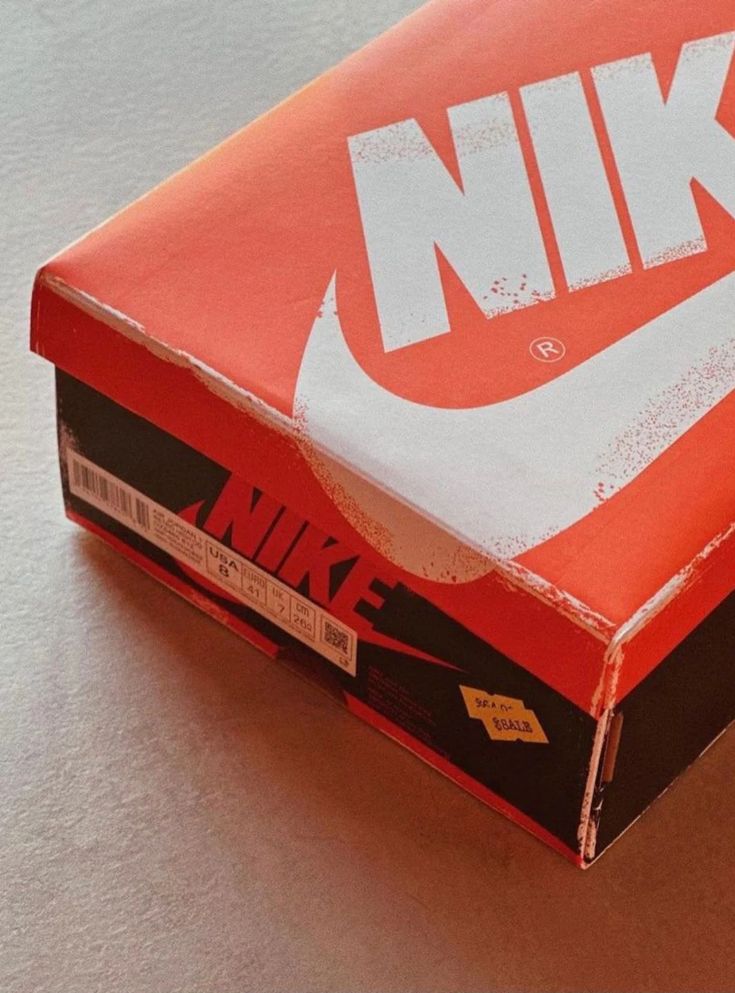 Air Jordan 1 Retro High OG Chicago Lost And Found - Image 20