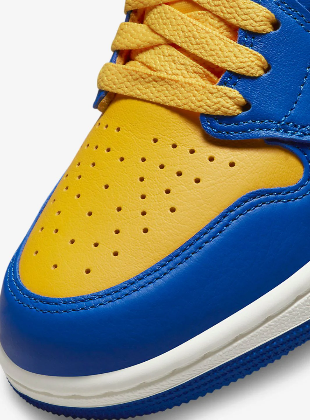 Air Jordan 1 Retro High OG Reverse Laney - Image 3