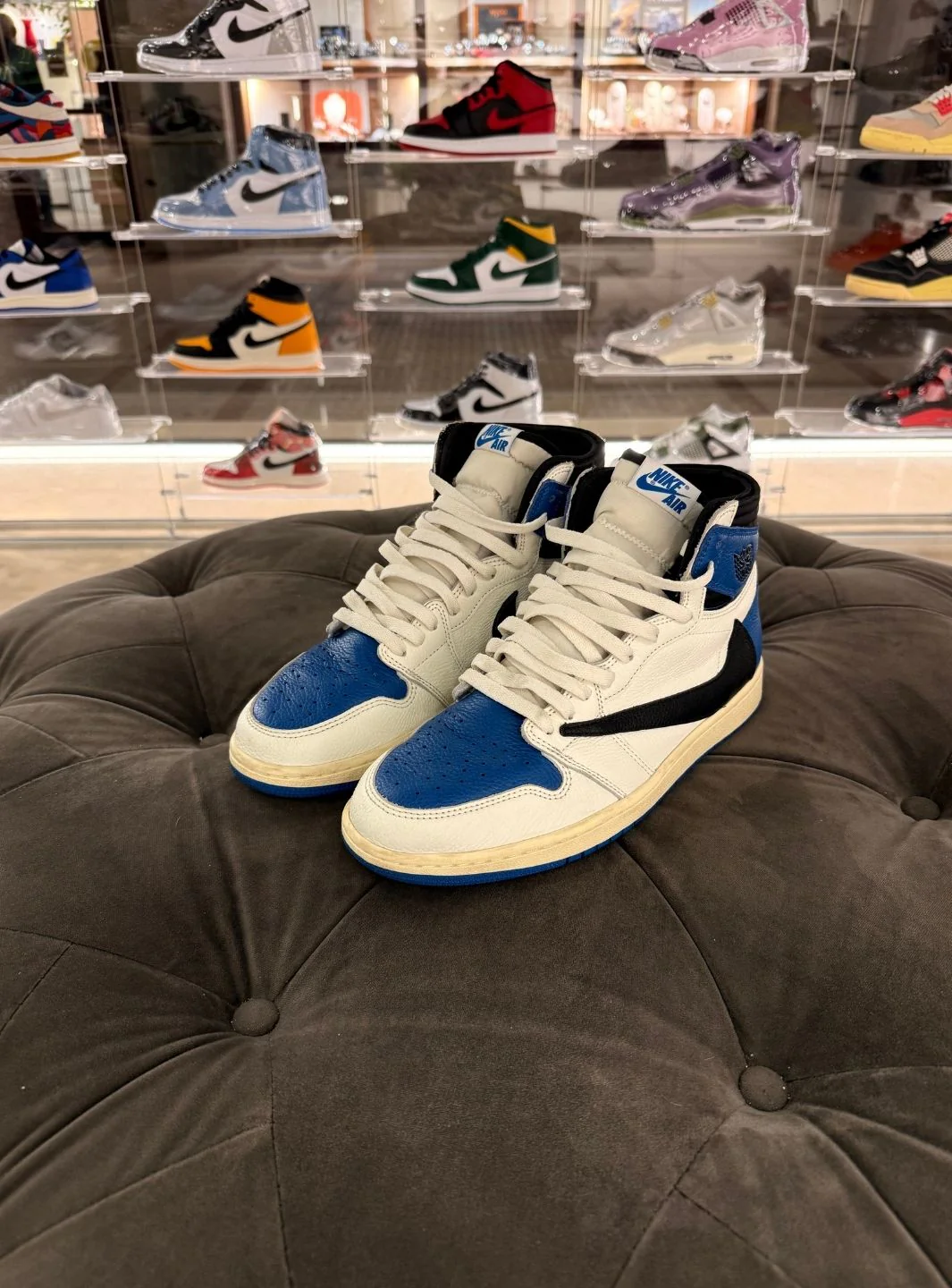 Air Jordan 1 Retro High OG SP Fragment x Travis Scott - Usato 9/10 - Image 3