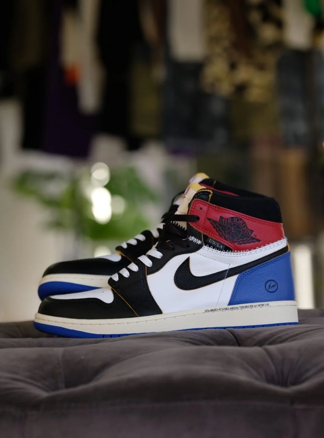 Air Jordan 1 Retro High OG SP Fragment x Union LA Varsity Red Sport Royal - Image 14