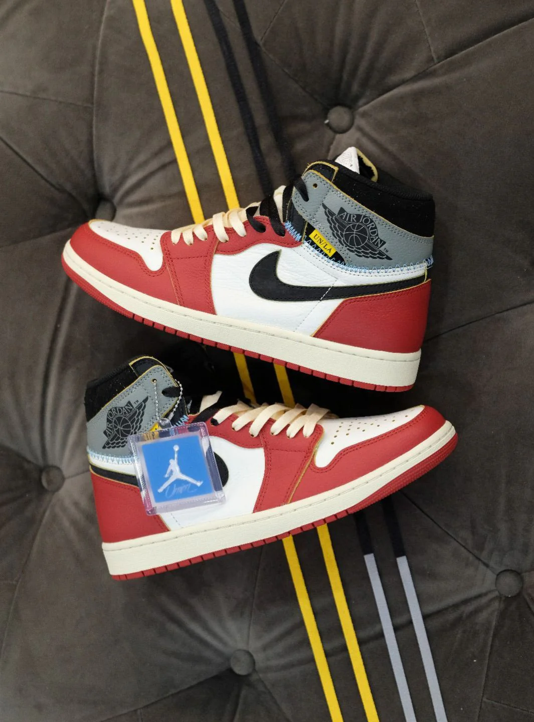 Air Jordan 1 Retro High OG SP Union LA Chicago Shadow - Image 4
