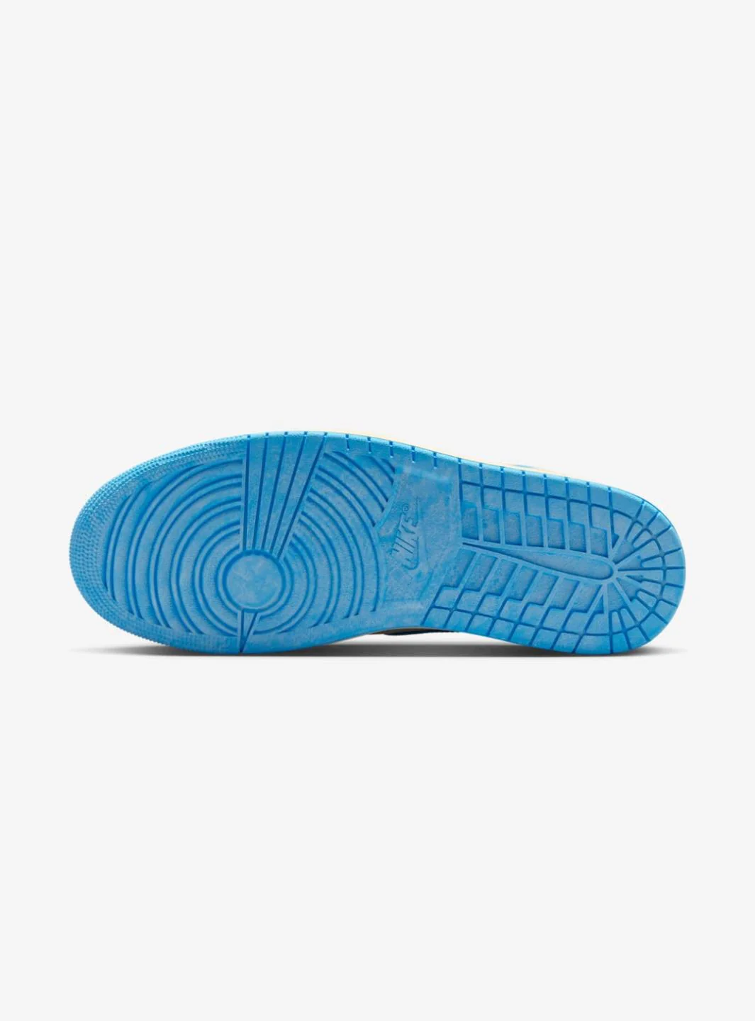 Air Jordan 1 Retro High OG UNC Reimagined - Image 7