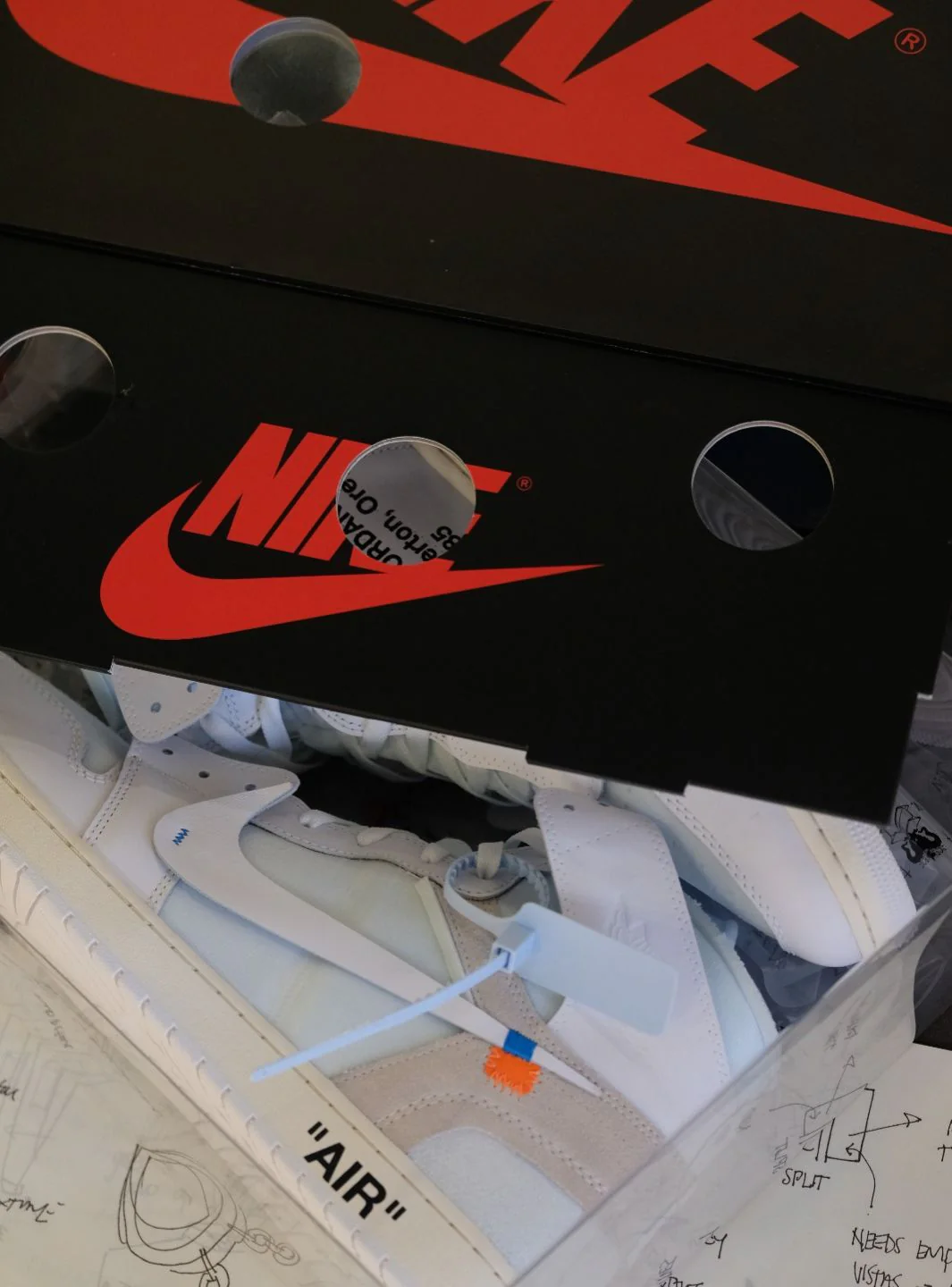 Air Jordan 1 Retro High Virgil Abloh Archive Alaska (V.A.A.) - Image 12