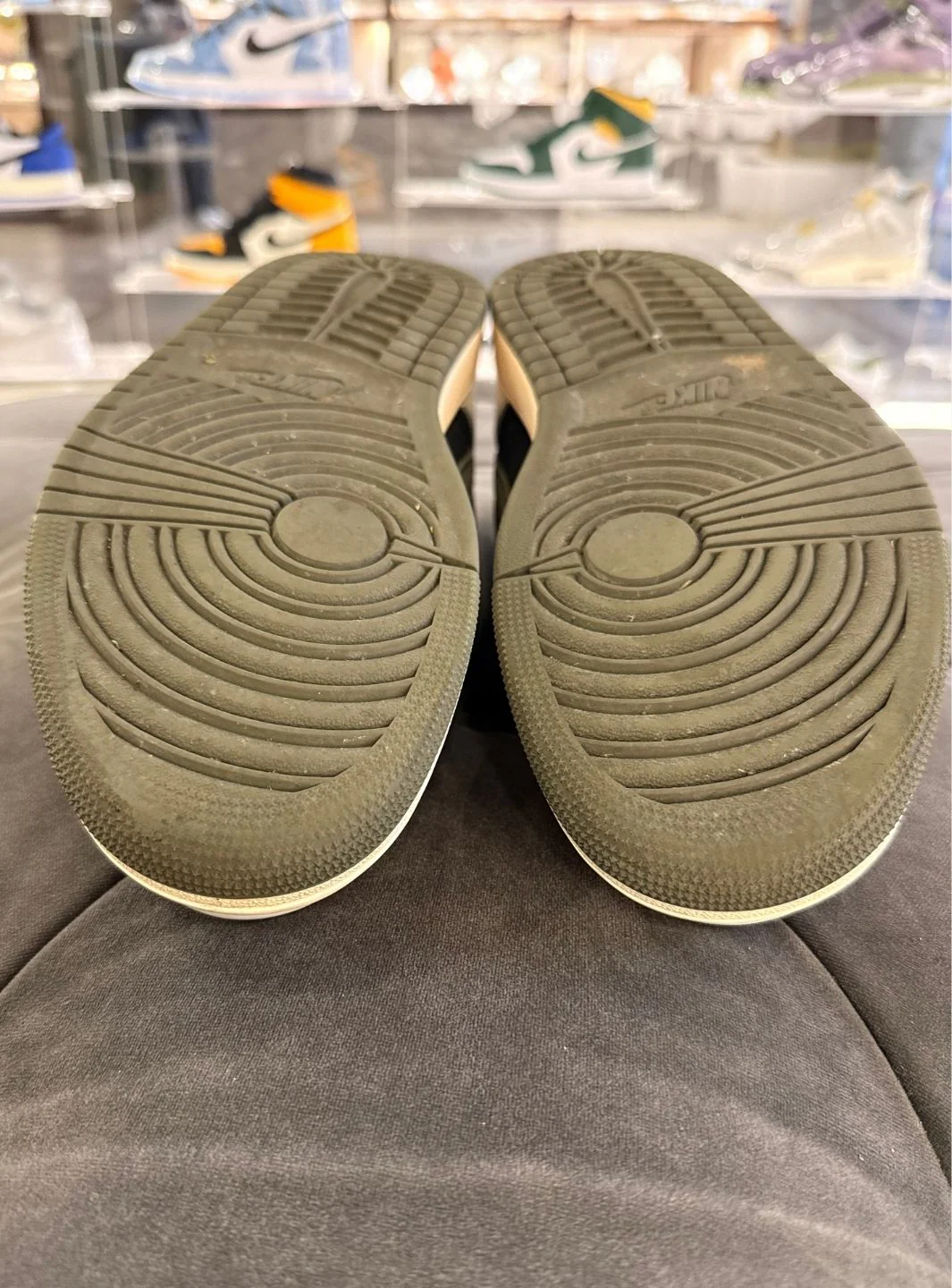 Air Jordan 1 Retro Low OG SP Travis Scott Olive - Usato 9.5/10 - Image 7