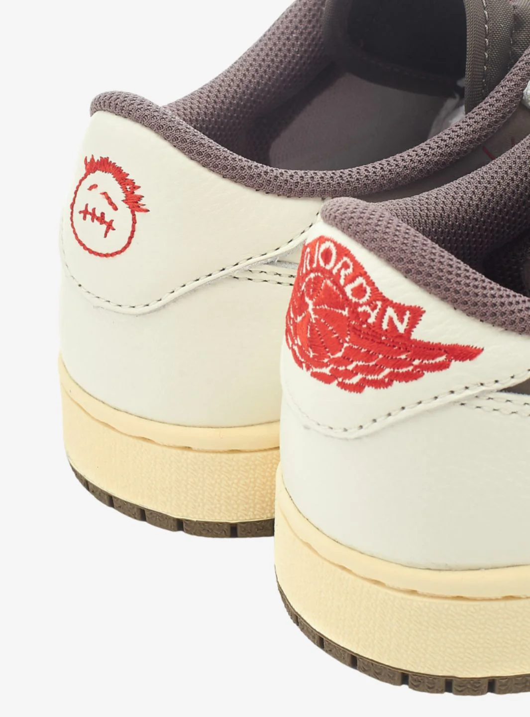 Air Jordan 1 Retro Low OG SP Travis Scott Reverse Mocha - Image 5