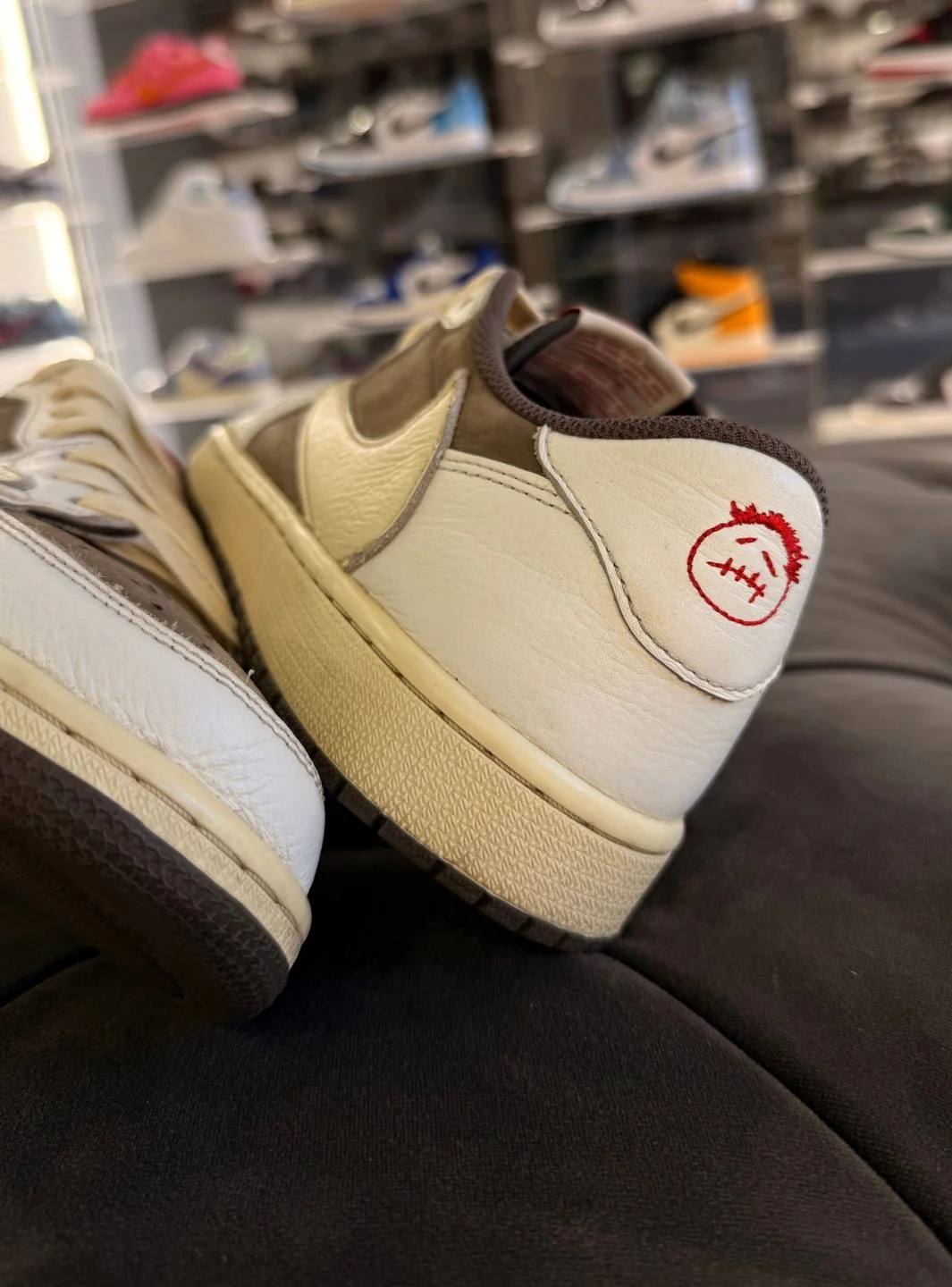 Air Jordan 1 Retro Low OG SP Travis Scott Reverse Mocha - Usato 8.5/10 - Image 12
