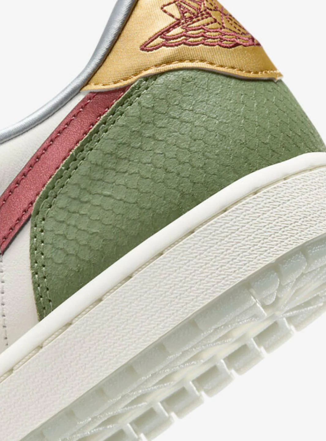 Air Jordan 1 Retro Low OG Year of the Dragon (2024) - Image 6