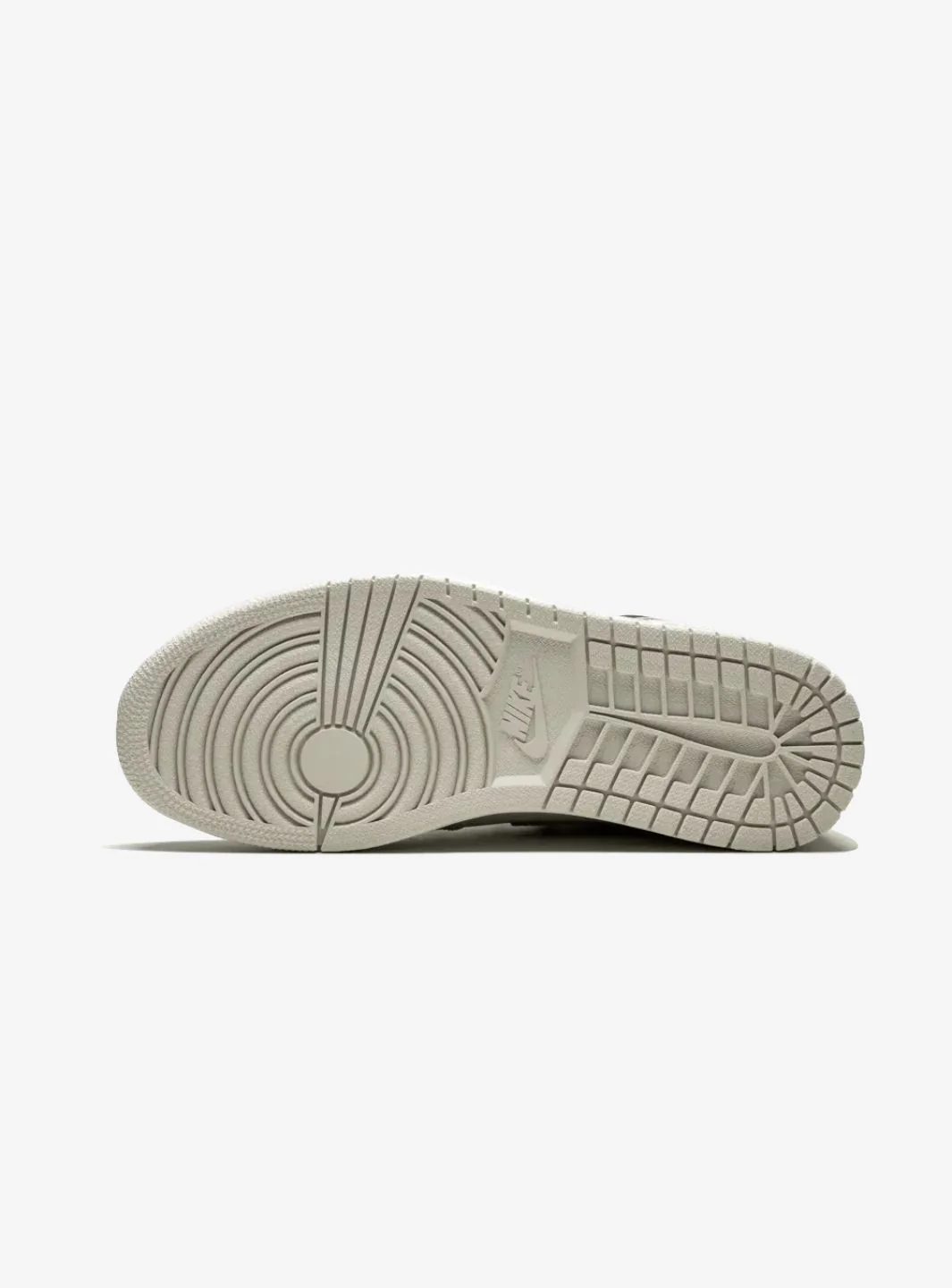 Air Jordan 1 Retro High OG Defiant SB NYC to Paris - Image 4