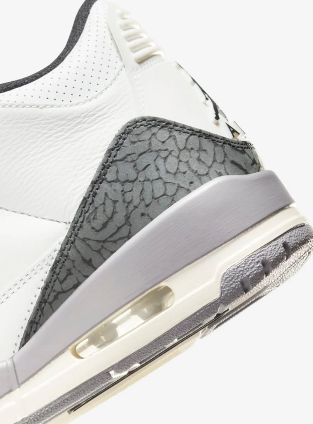Air Jordan 3 Retro Cement Grey - Image 4