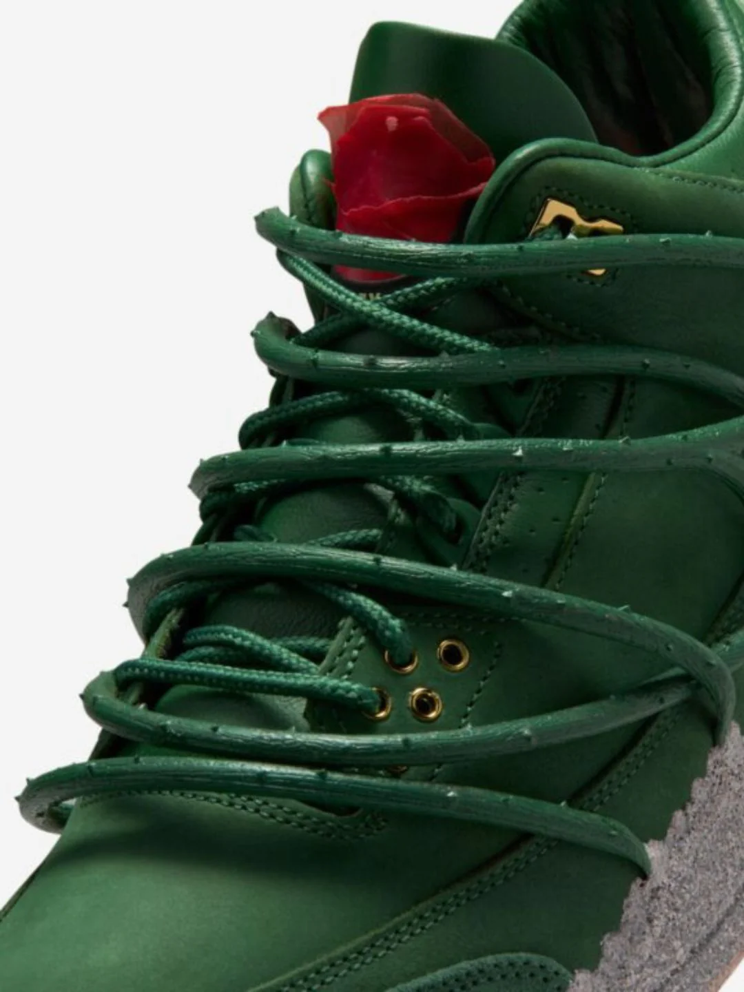 Air Jordan 3 Retro Teyana Taylor Concrete Rose (W) - Image 3