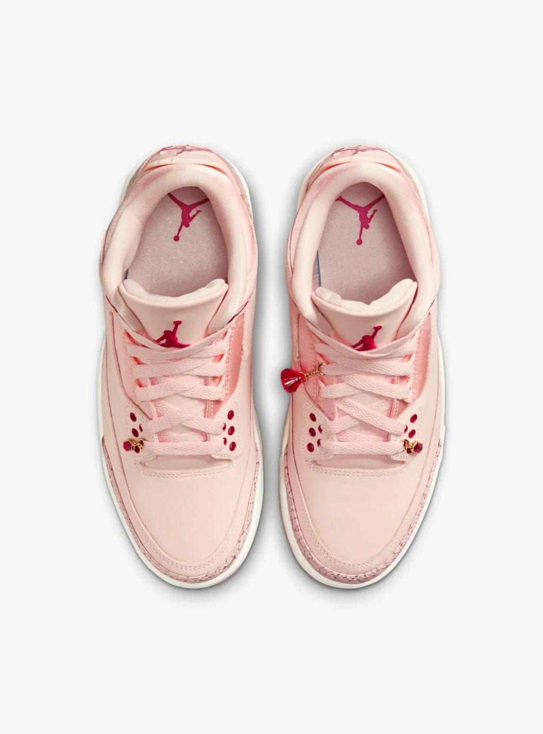 Air Jordan 3 Retro Valentine's Day Treat Yourself (2025) - Image 4