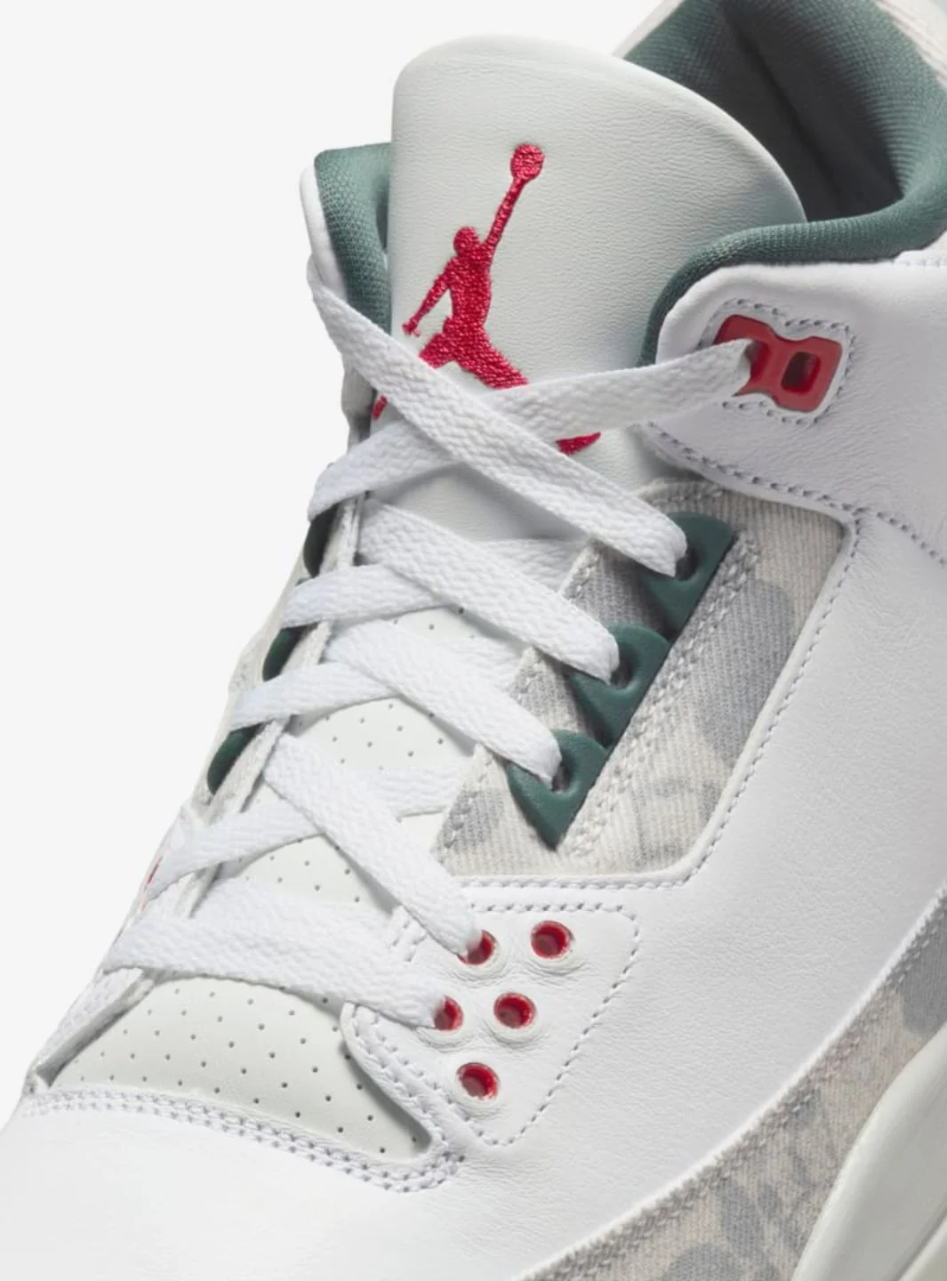 Air Jordan 3 Retro Wings - Image 3