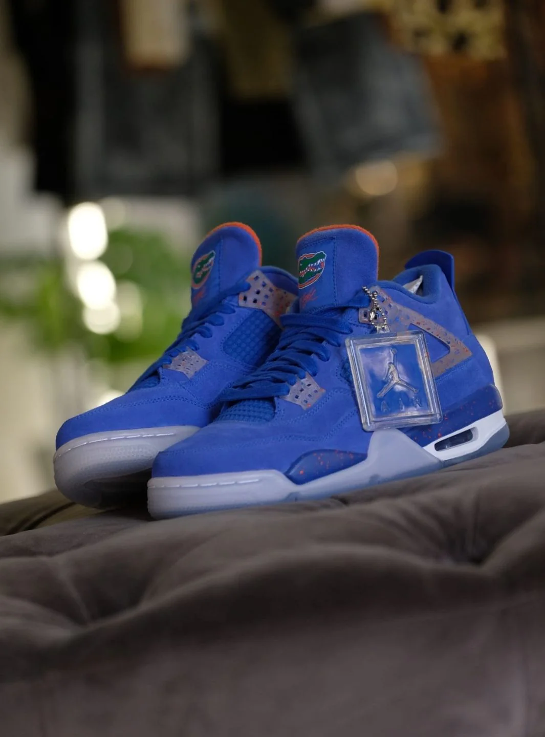 Air Jordan 4 Retro Florida Gators (PE) - Image 5