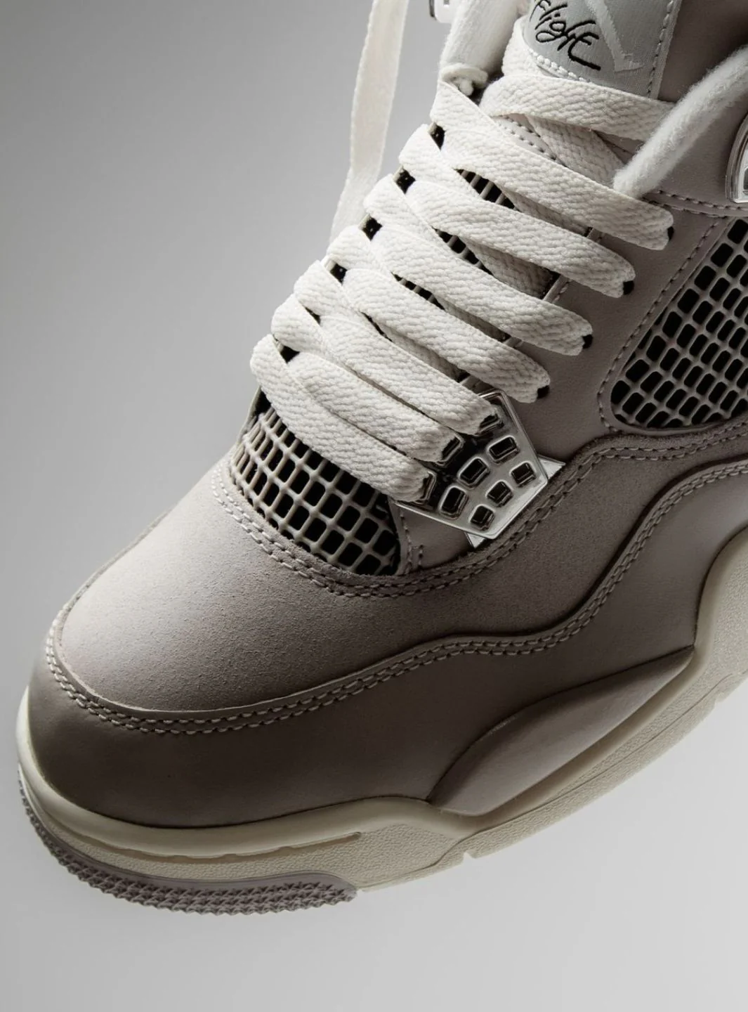 Air Jordan 4 Retro Frozen Moments - Image 10