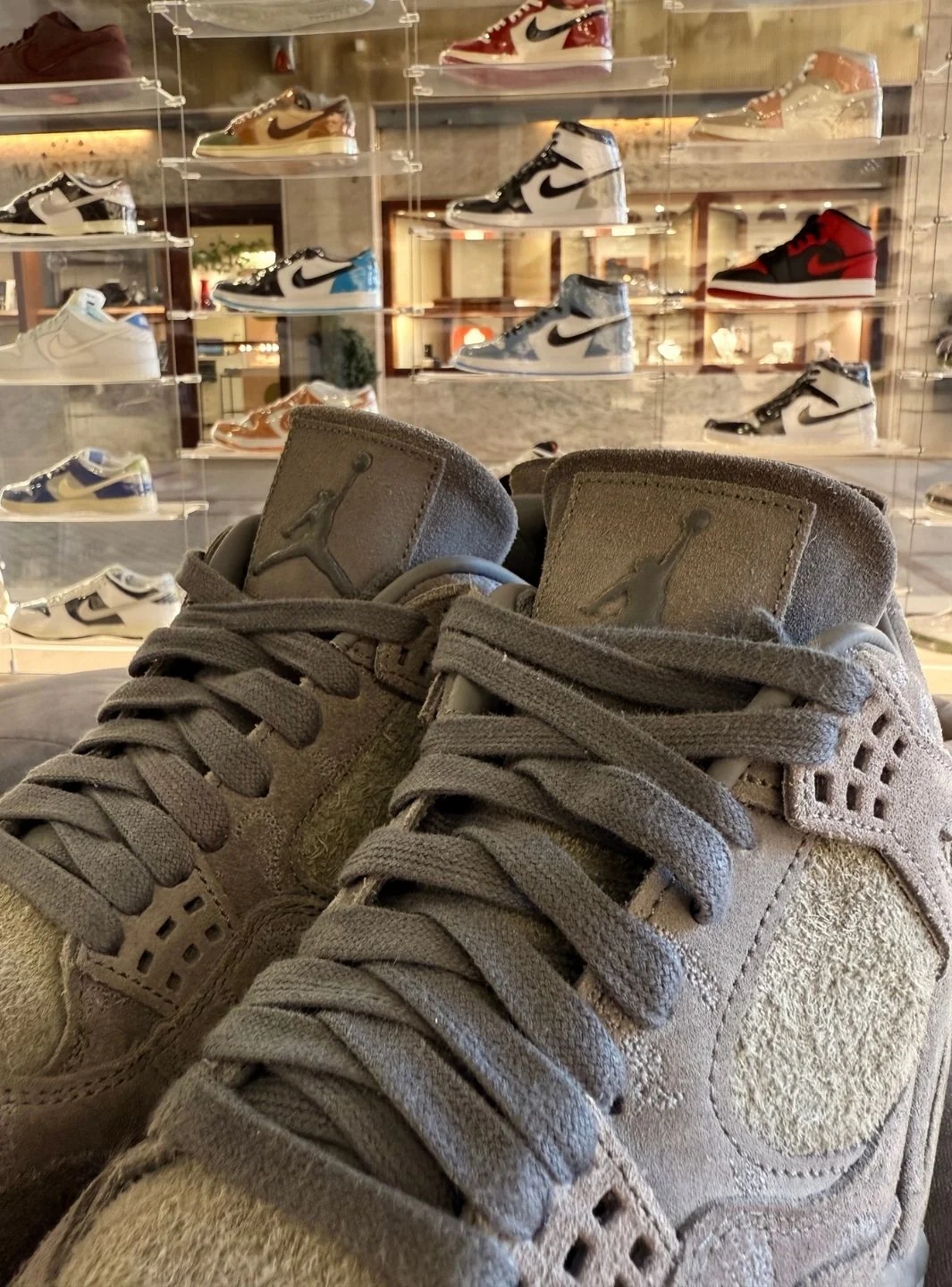 Air Jordan 4 Retro Kaws - Usato 9.5/10 - Image 14
