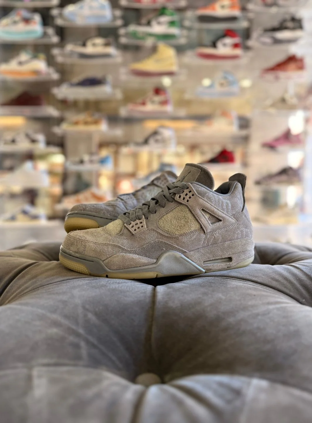 Air Jordan 4 Retro Kaws - Usato 9.5/10 - Image 9