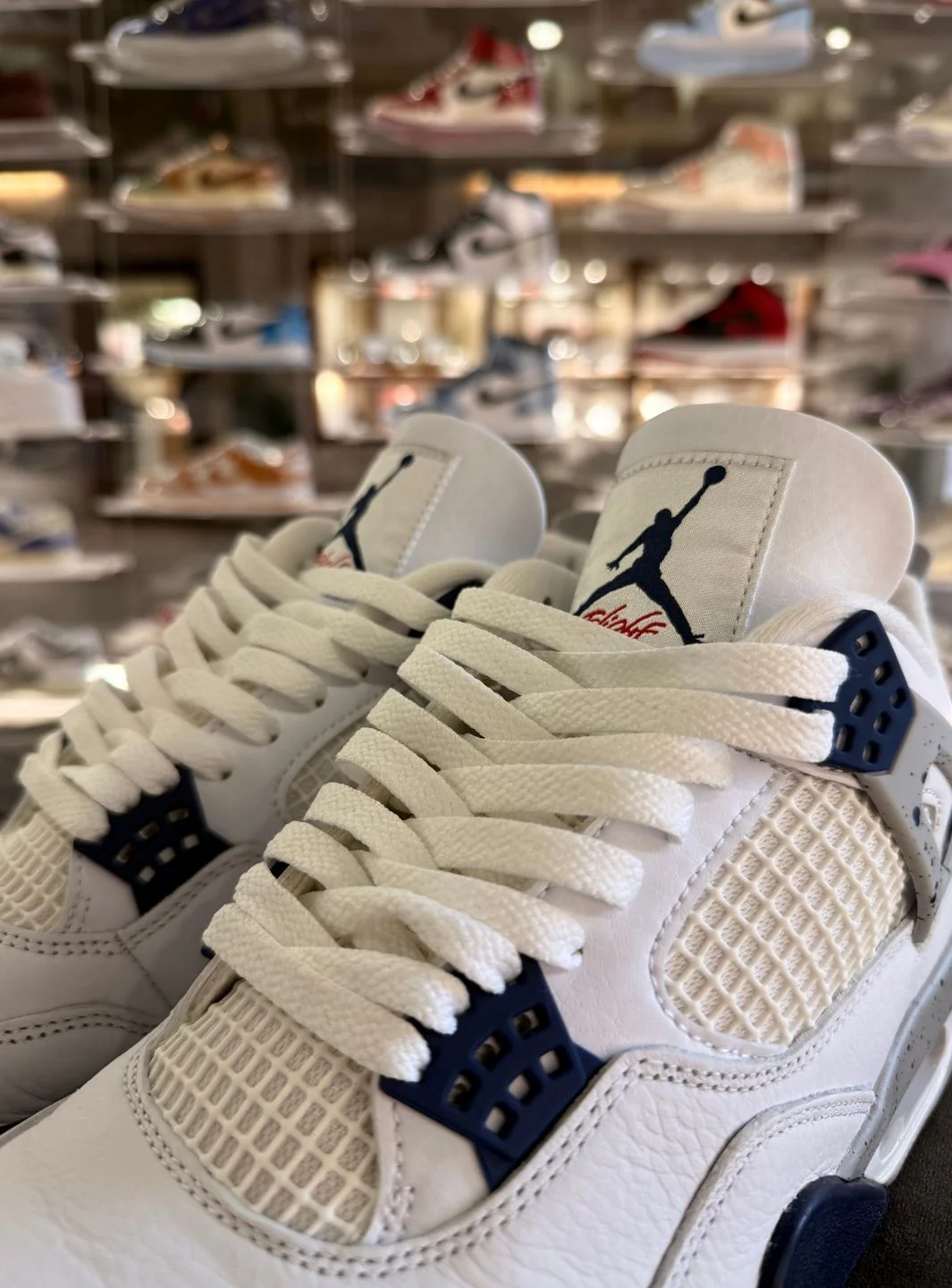 Air Jordan 4 Retro Midnight Navy - Usato 9.5/10 - Image 12