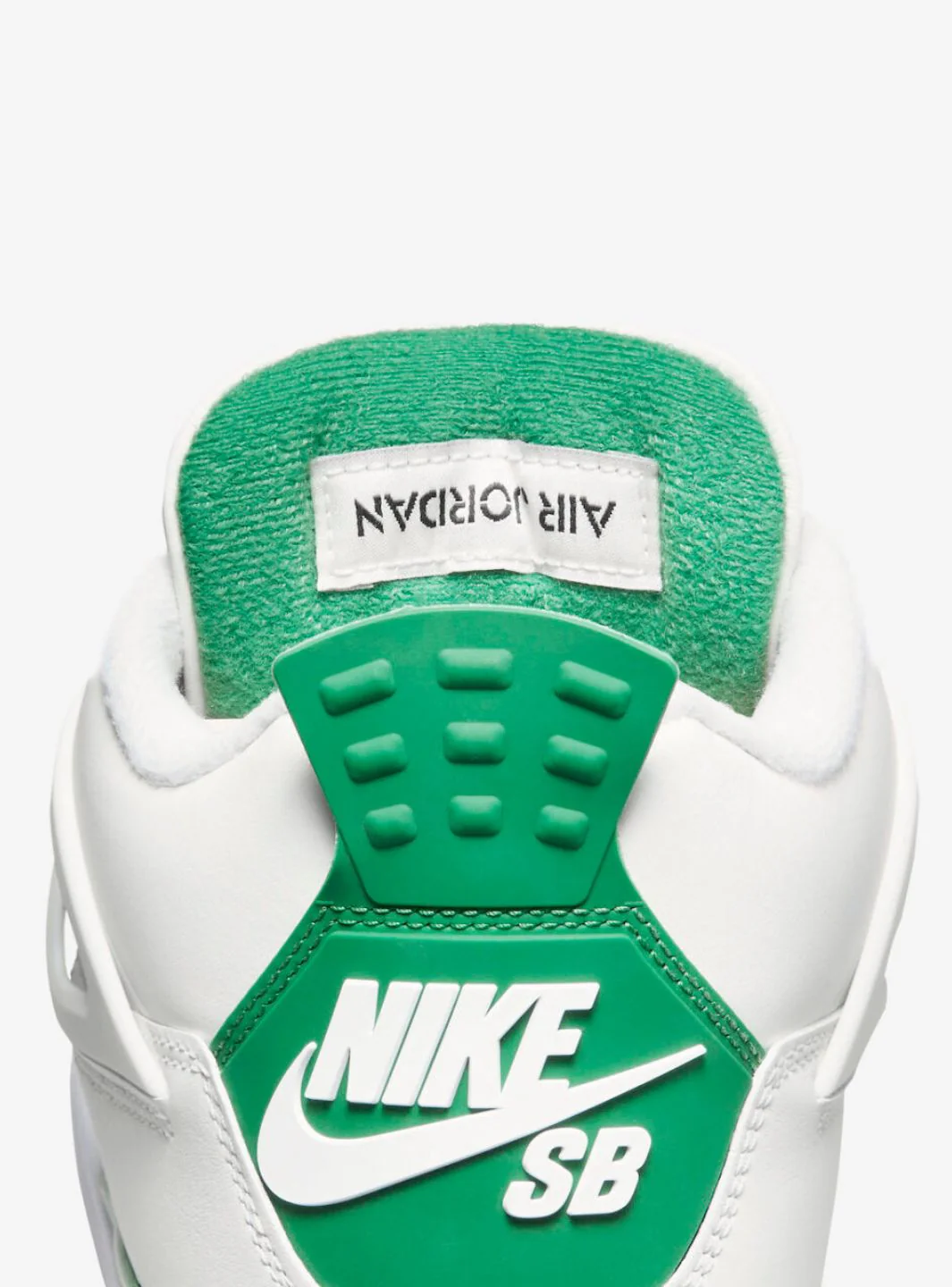 Air Jordan 4 Retro SB Pine Green - Image 9
