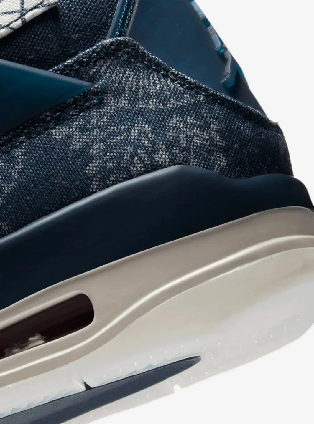 Air Jordan 4 Retro SE Sashiko Deep Ocean - Image 4