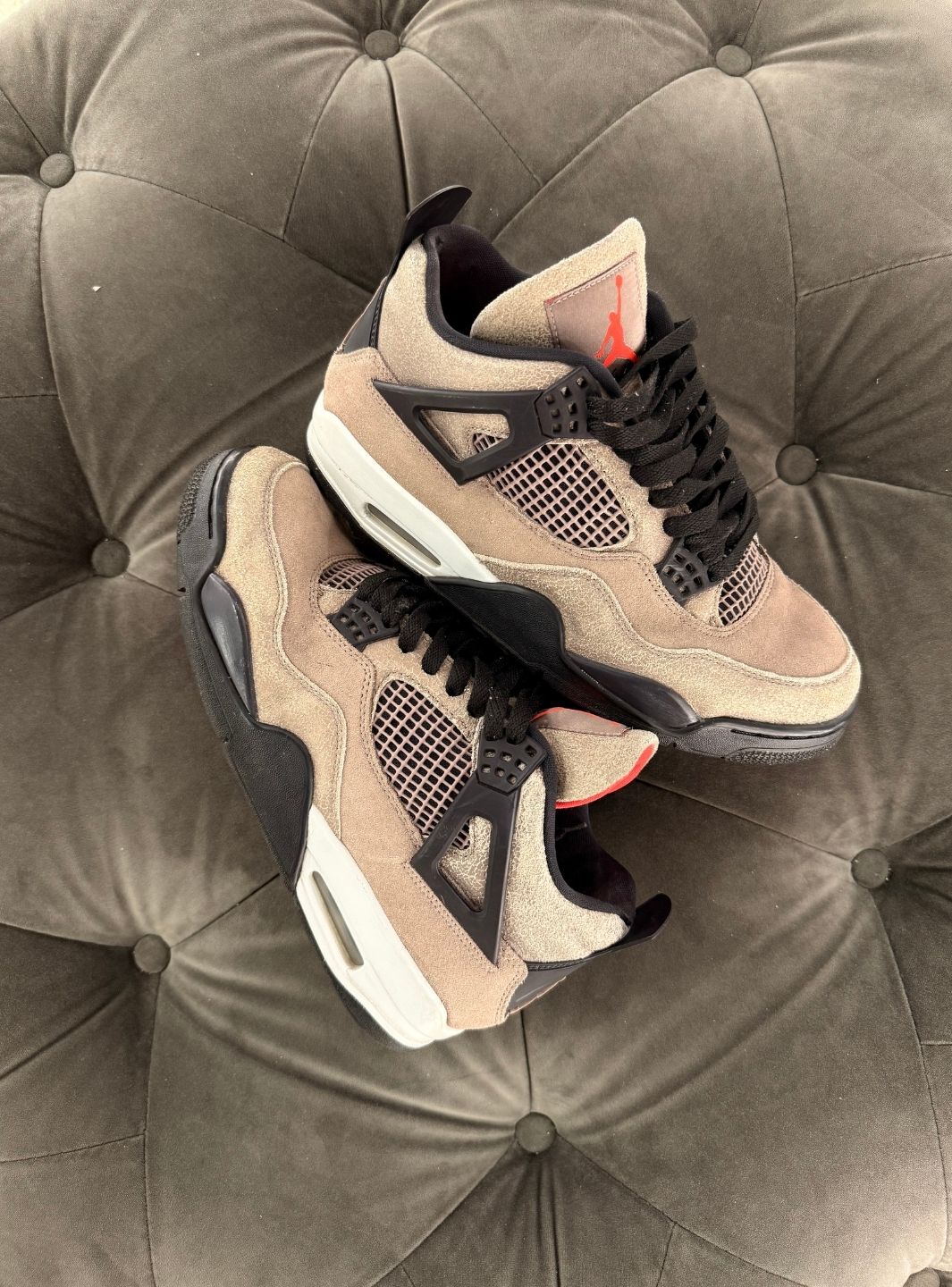 Air Jordan 4 Retro Taupe Haze - Usato 9/10 - Image 2