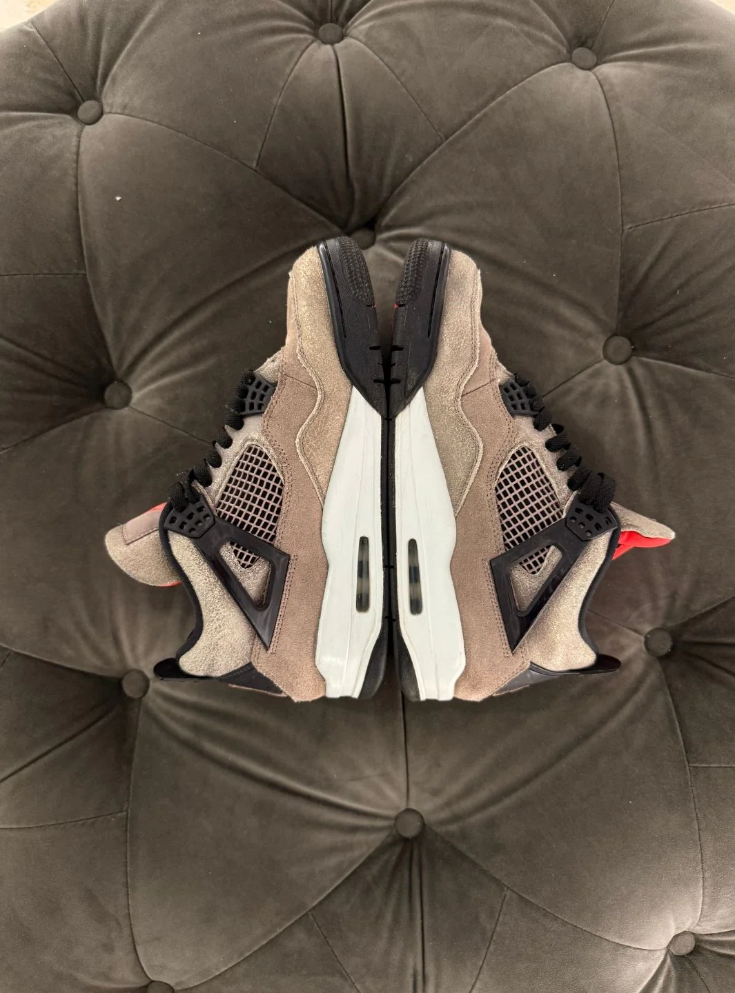 Air Jordan 4 Retro Taupe Haze - Usato 9/10 - Image 5