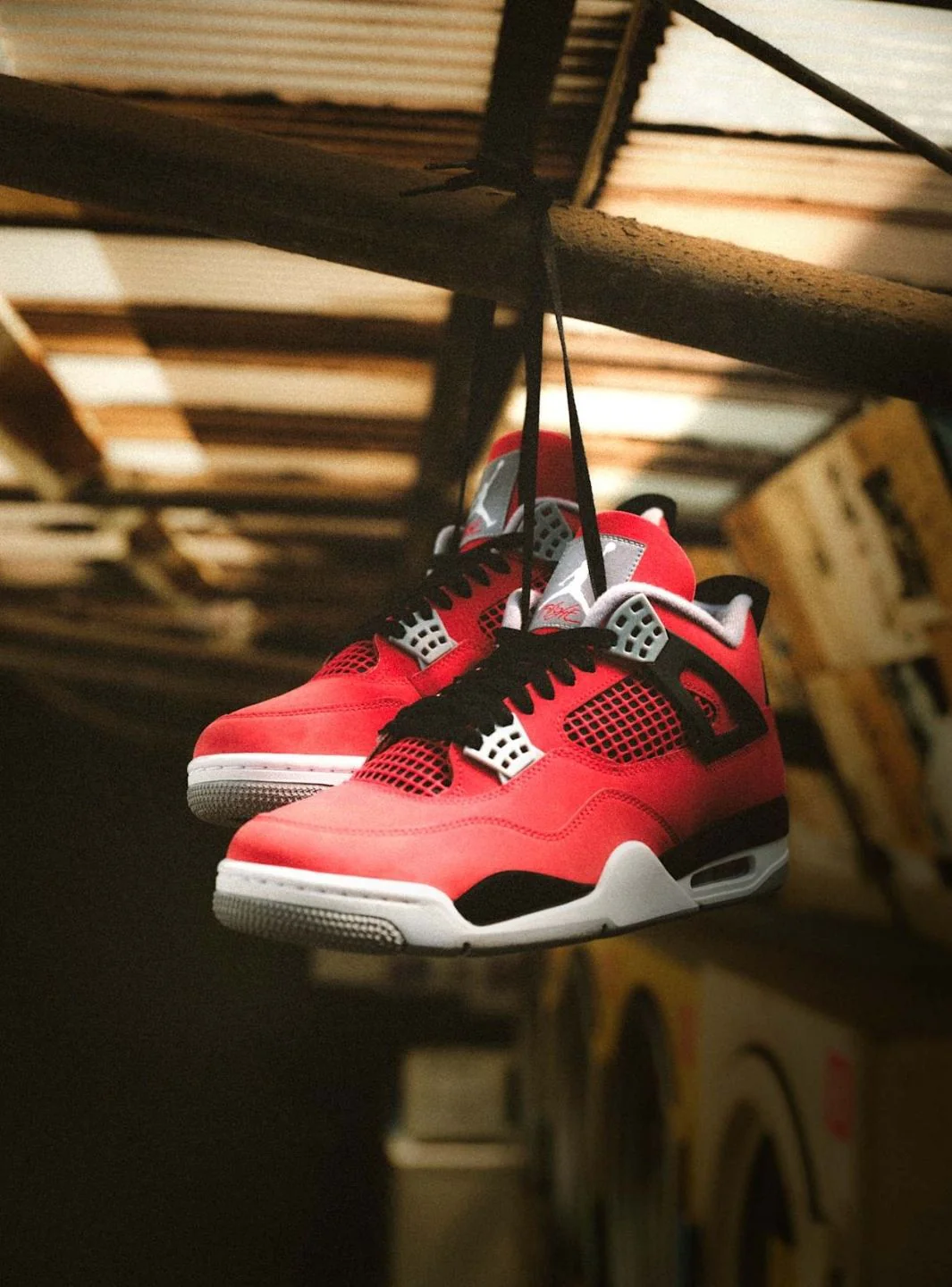 Air Jordan 4 Retro Toro Bravo (2026) - Image 8