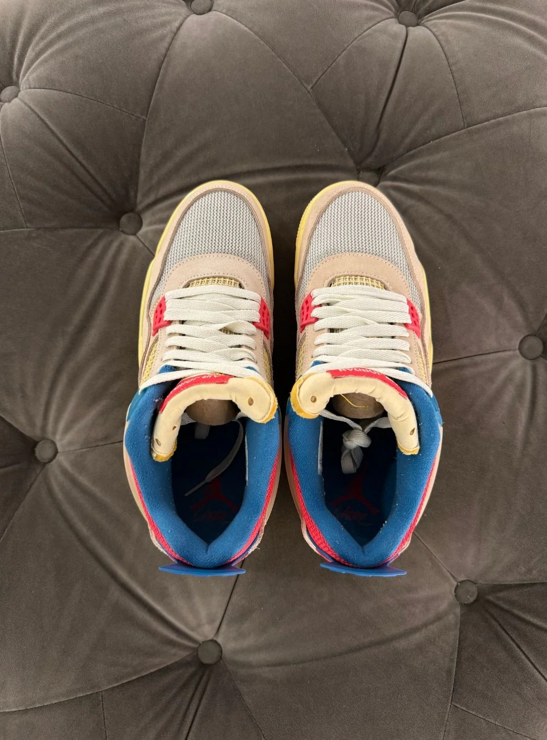 Air Jordan 4 Retro Union Guava Ice - Usato 9/10 - Image 6