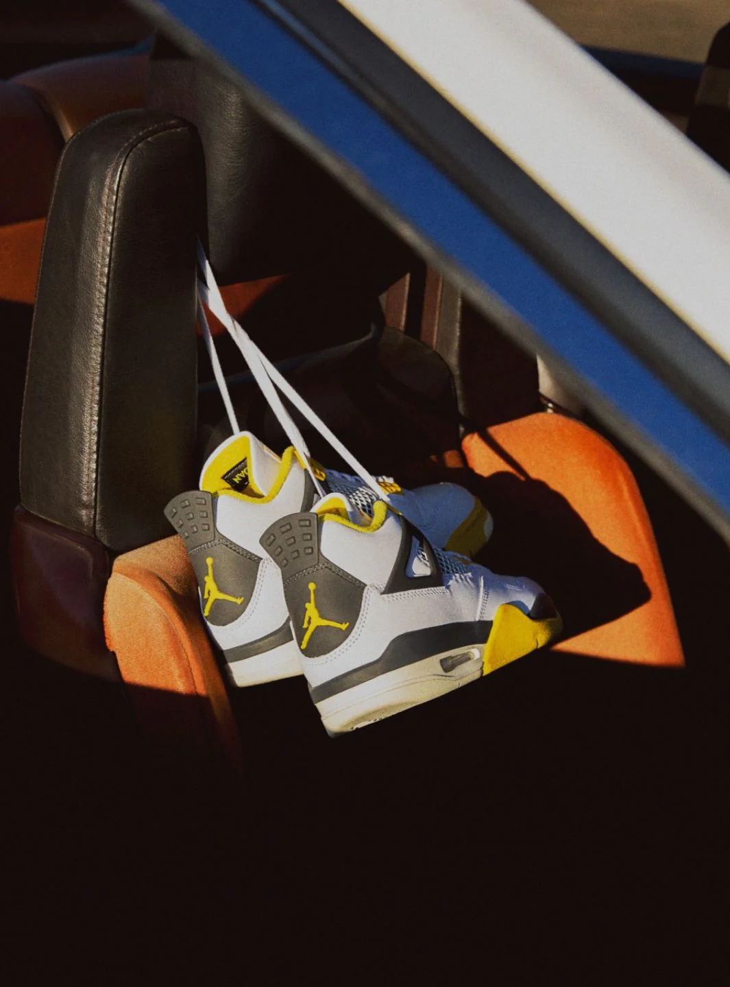 Air Jordan 4 Retro Vivid Sulfur - Image 9