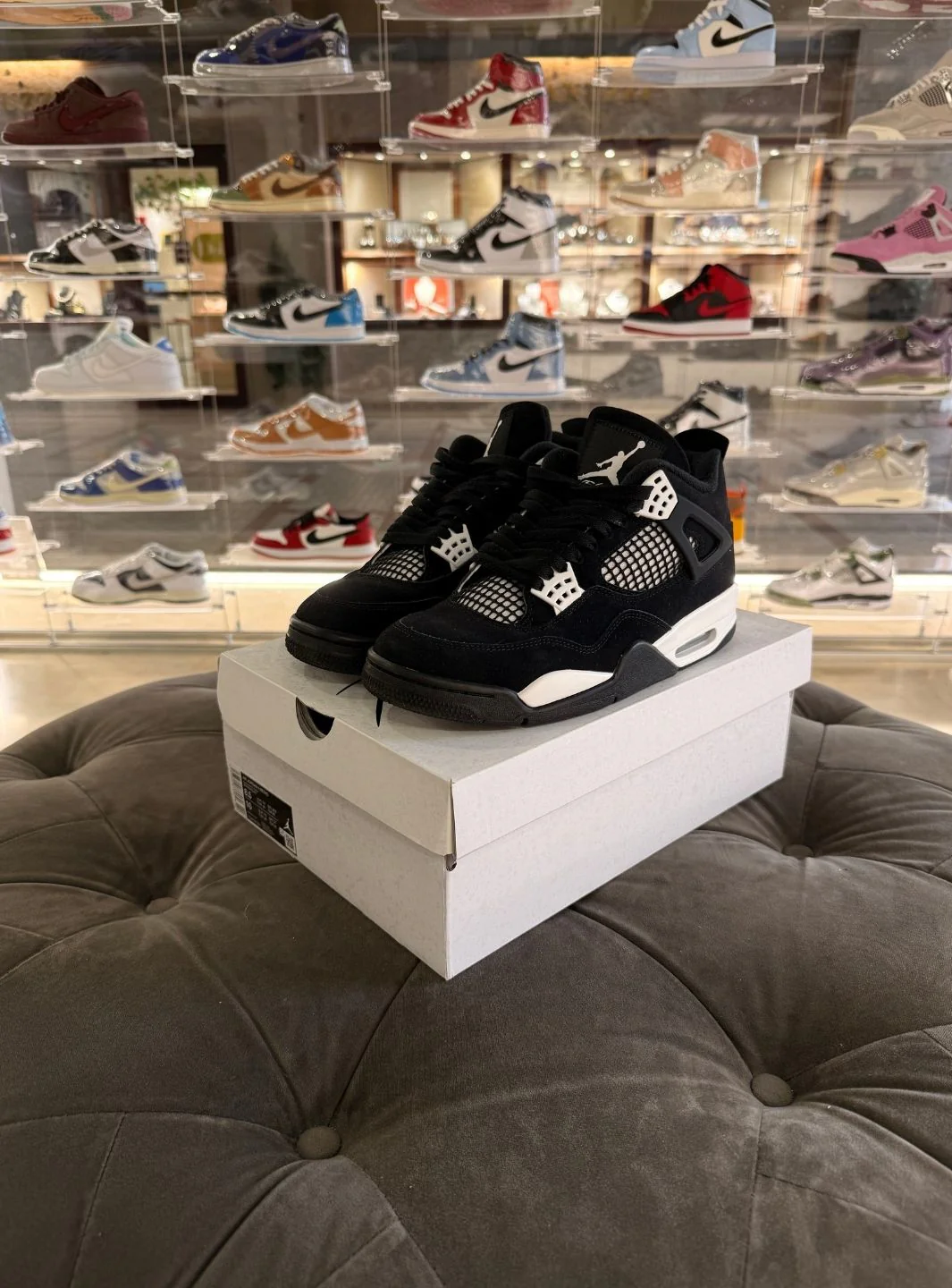 Air Jordan 4 Retro White Thunder - Usato 9.5/10 - Image 14