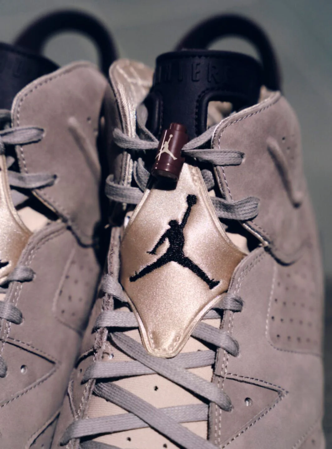 Air Jordan 6 Retro A Ma Maniére Smokey Mauve - Image 12