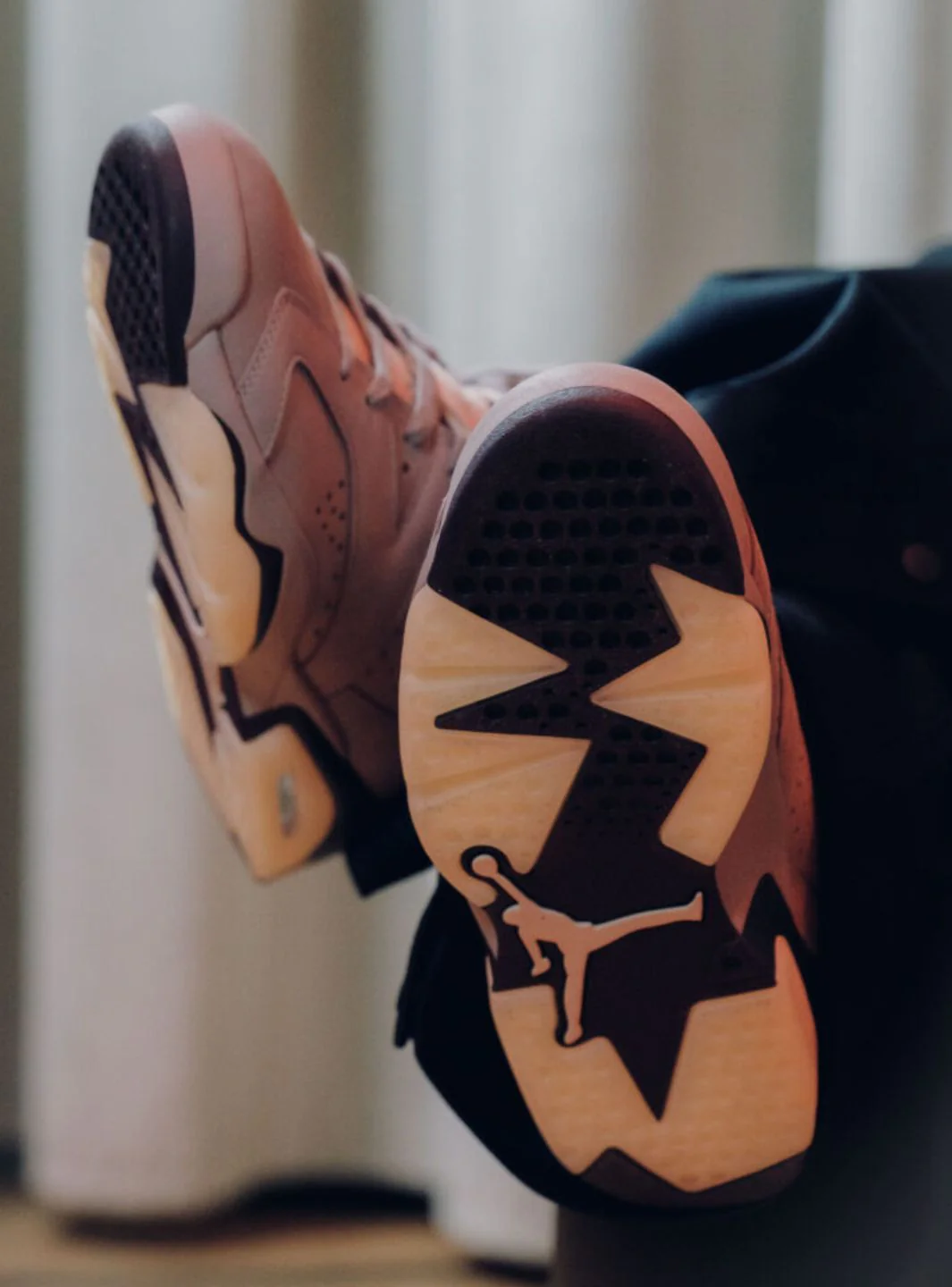 Air Jordan 6 Retro A Ma Maniére Smokey Mauve - Image 15
