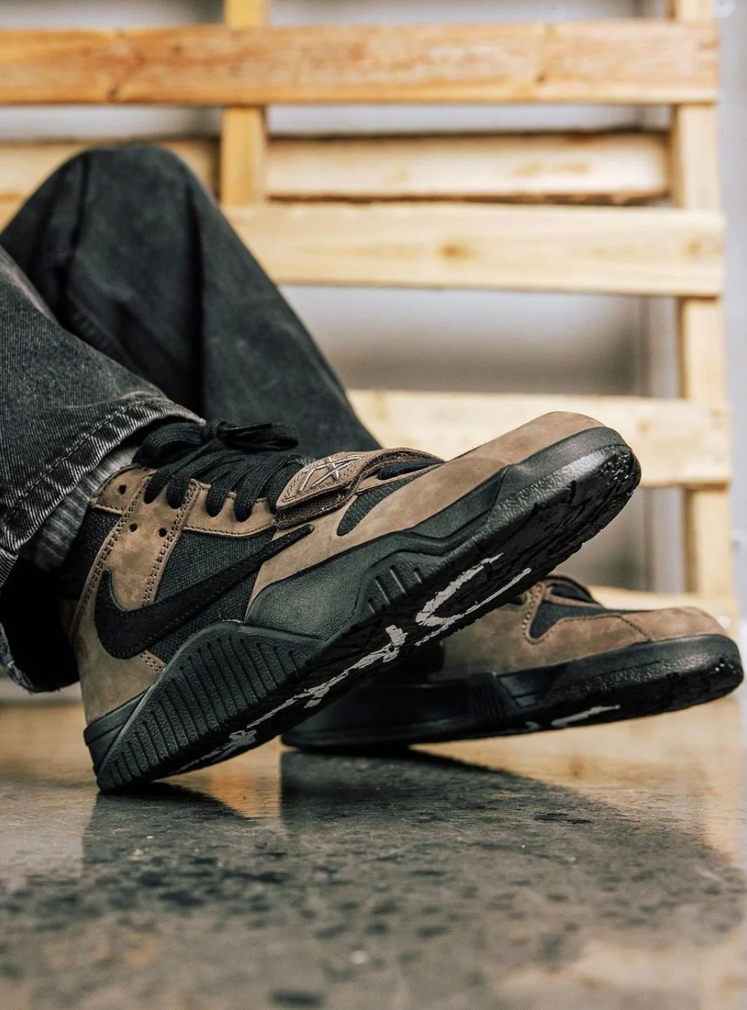 Air Jordan Jumpman Jack TR Travis Scott Dark Mocha - Image 12