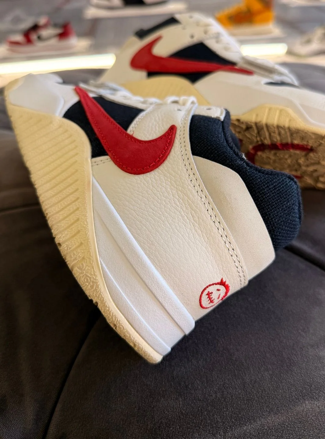 Air Jordan Jumpman Jack TR Travis Scott University Red - Usato 9.5/10 - Image 13
