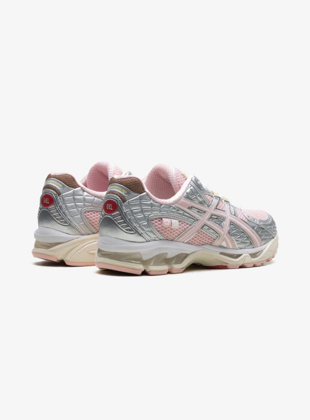 Asics Gel-Nimbus 10.1 Vandy The Pink x Atmos Banana Split Strawberry - Image 3