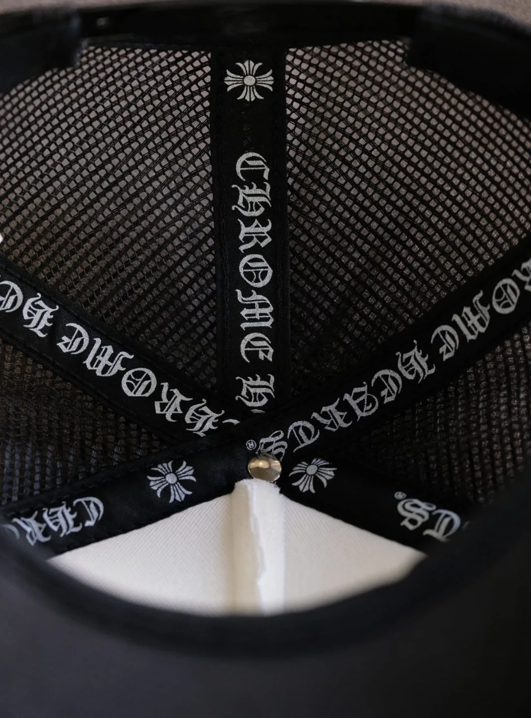 Chrome Hearts FUCK Hollywood Trucker Hat Black/White - Image 8