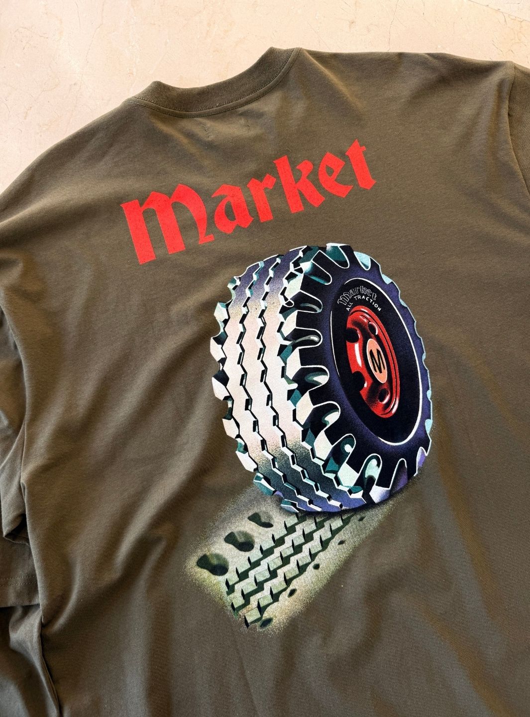 Market Studios Longsleeve Green - Image 7