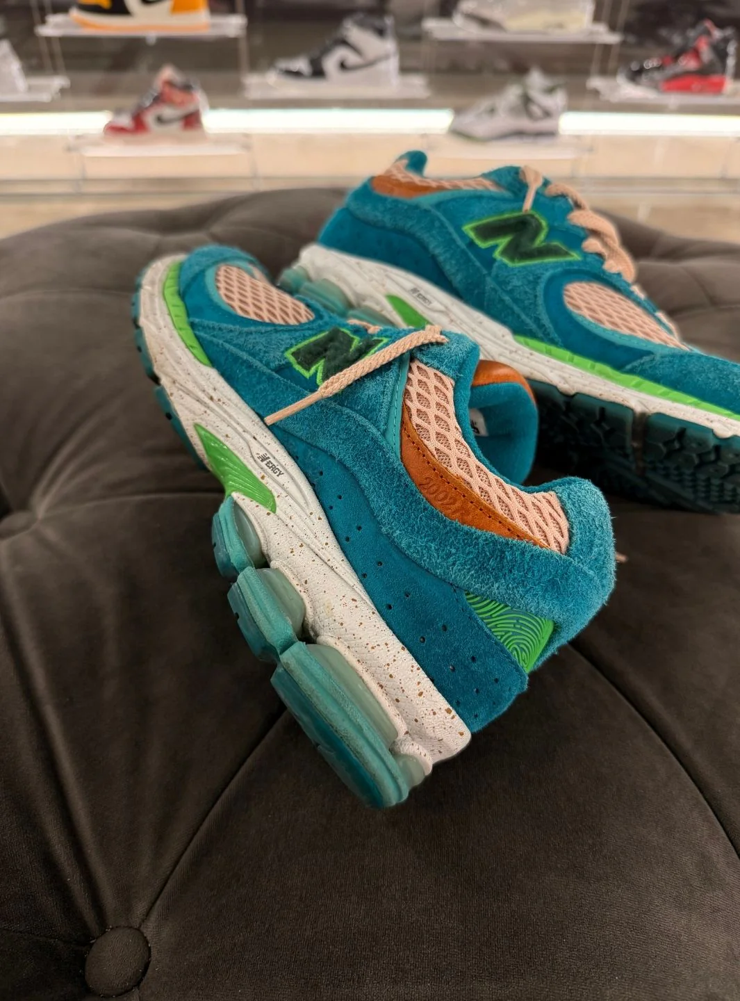 New Balance 2002R Salehe Bembury Water Be The Guide - Usato 9.5/10 - Image 9