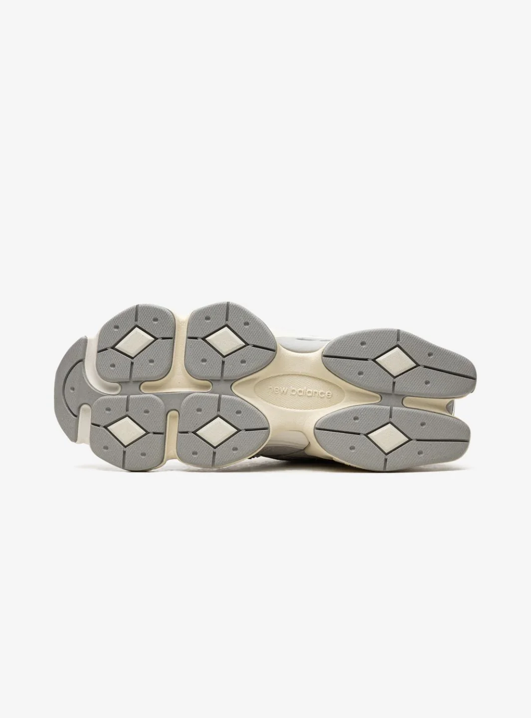 New Balance 9060 Quartz Grey - Image 4